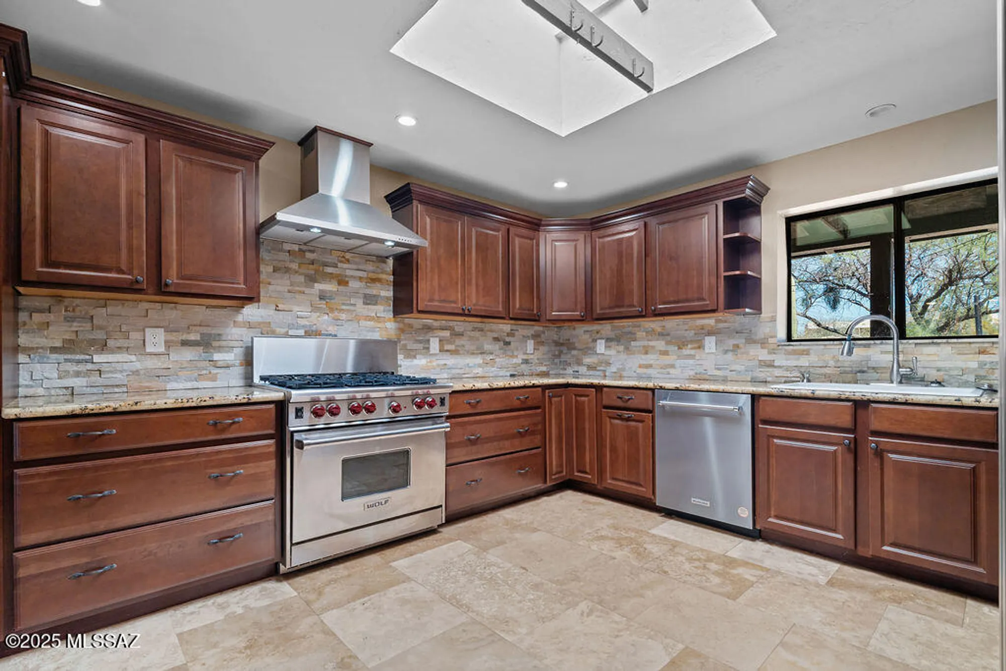 Property Slideshow image 17 of 51 | 808 w paseo del canto, Green Valley, AZ, 85622