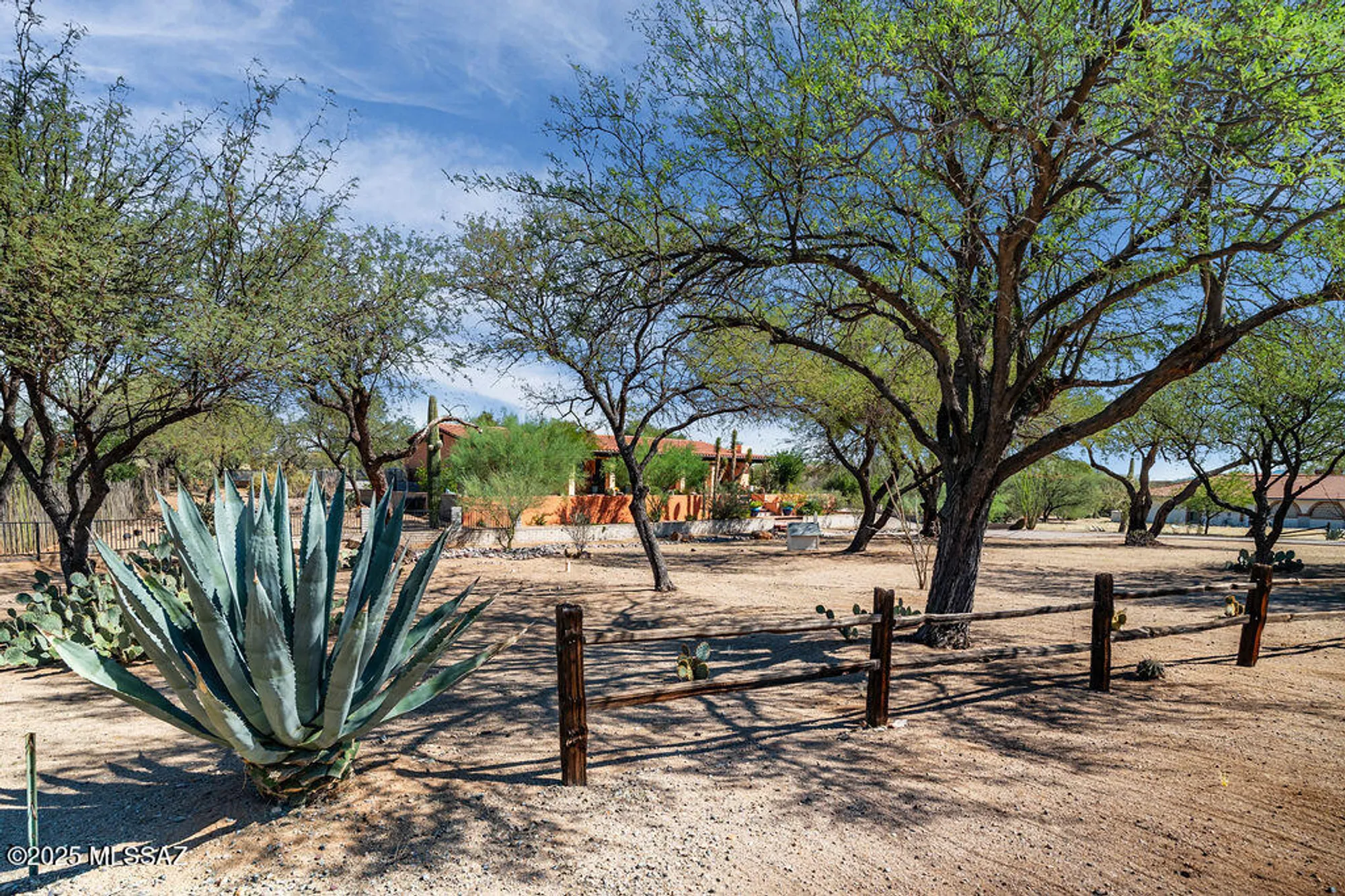 Property Slideshow image 7 of 51 | 808 w paseo del canto, Green Valley, AZ, 85622
