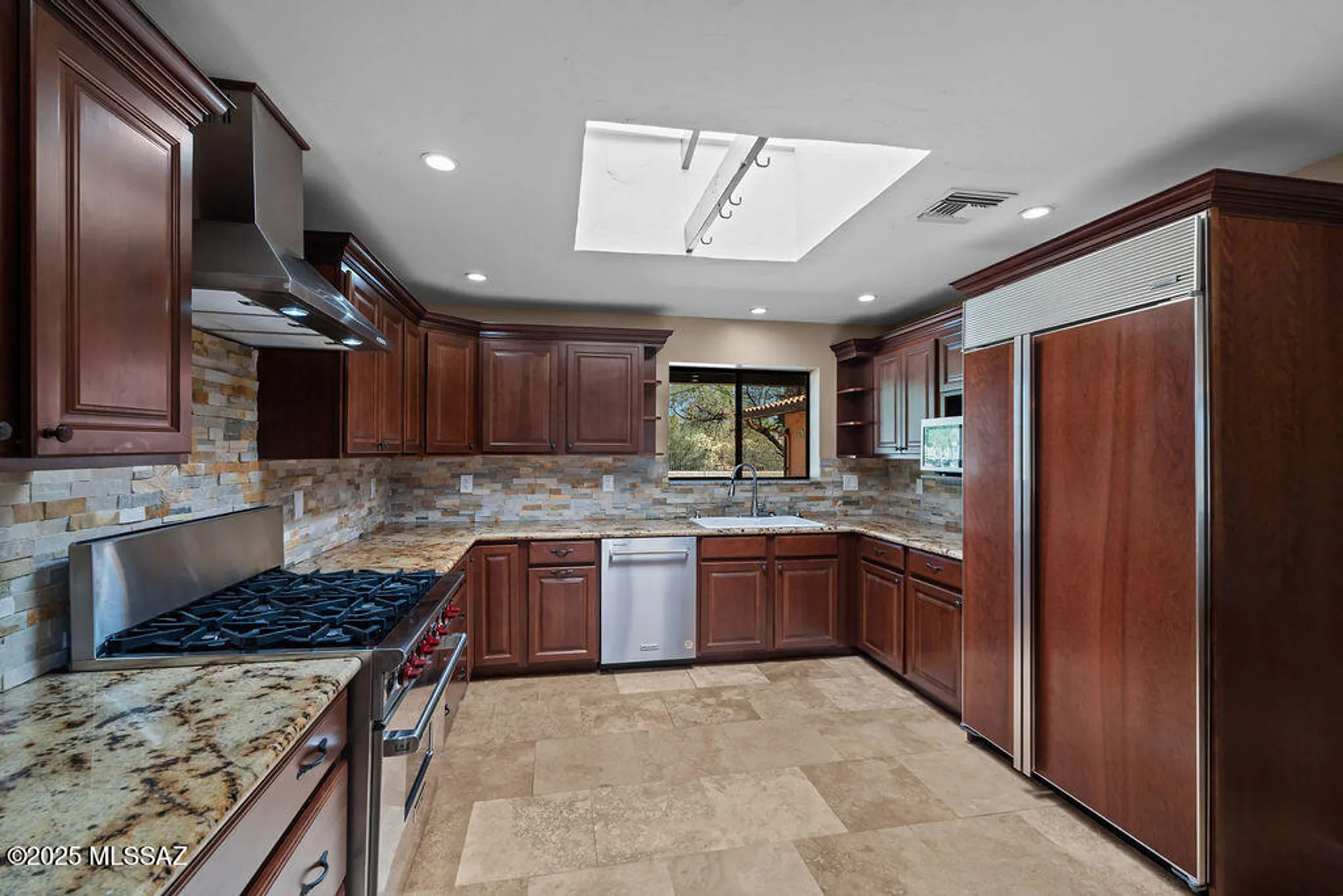 Property Slideshow image 15 of 51 | 808 w paseo del canto, Green Valley, AZ, 85622