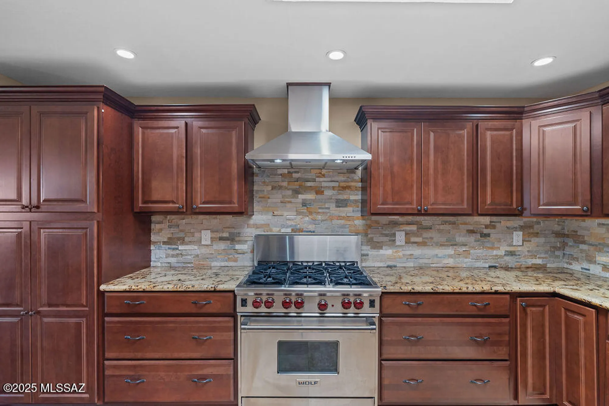 Property Slideshow image 16 of 51 | 808 w paseo del canto, Green Valley, AZ, 85622