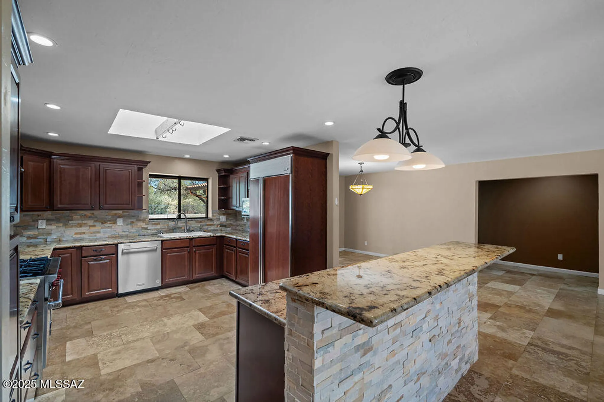 Property Slideshow image 11 of 51 | 808 w paseo del canto, Green Valley, AZ, 85622