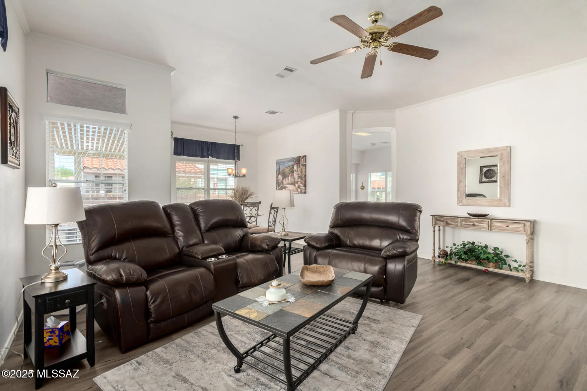 Property Slideshow image 4 of 22 | 554 w parkwood ct, Green Valley, AZ, 85614