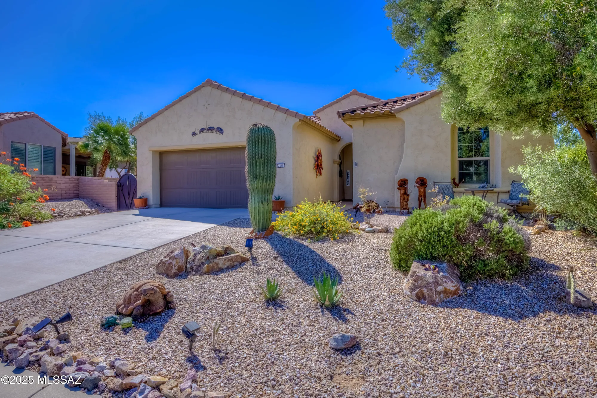 Property Slideshow image 4 of 41 | 2210 e eager dr, Green Valley, AZ, 85614