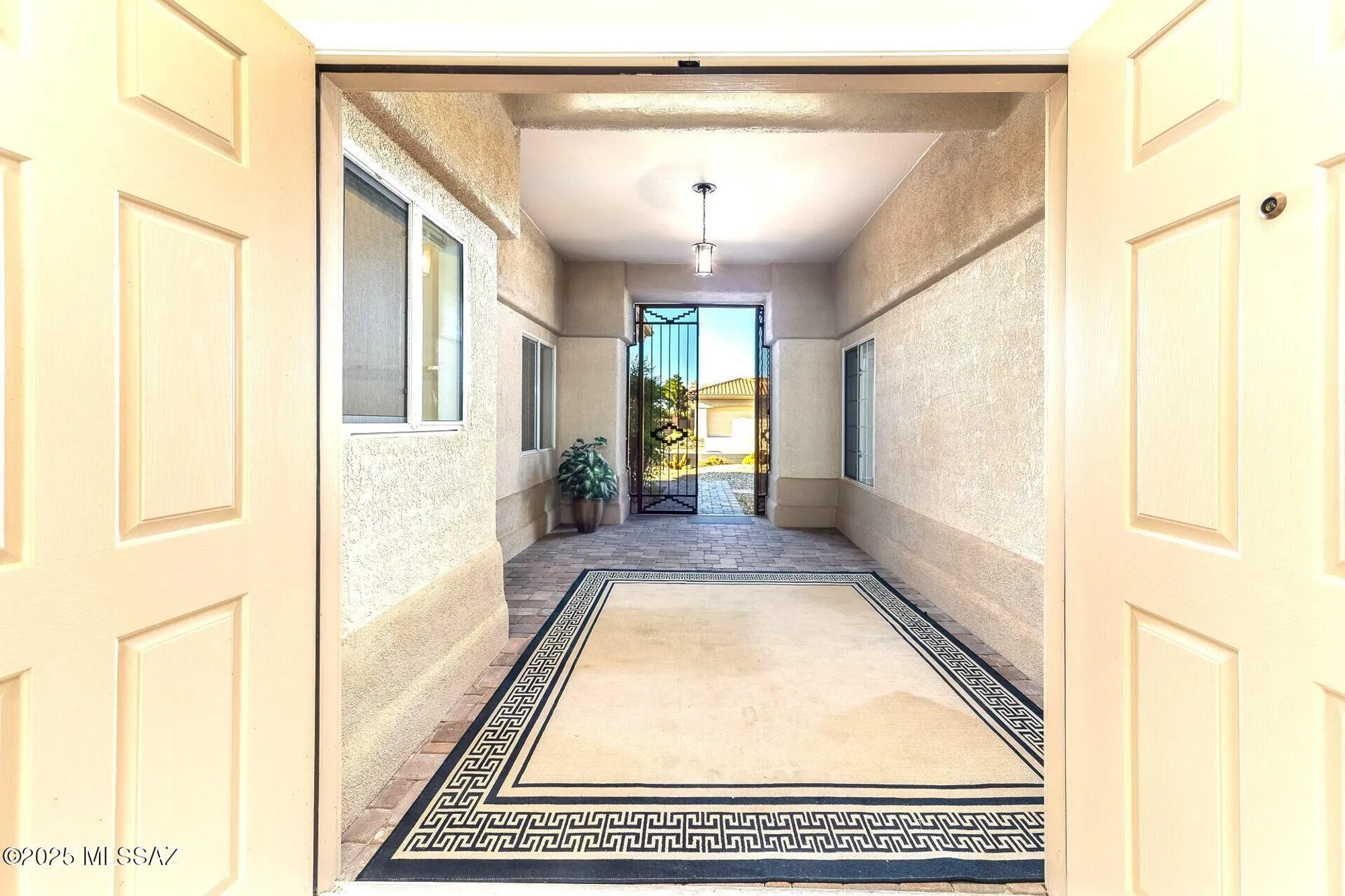 Property Slideshow image 3 of 50 | 1848 e crown ridge way, Oro Valley, AZ, 85755