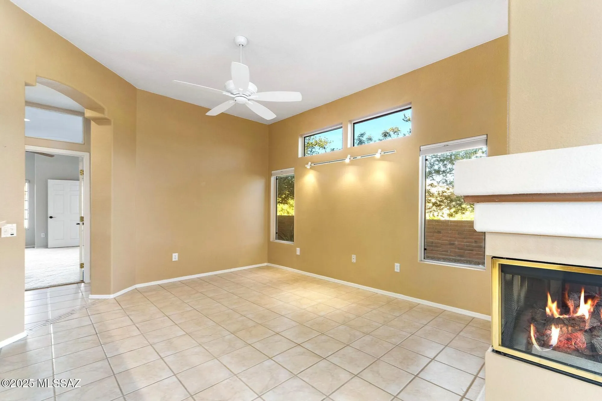 Property Slideshow image 17 of 50 | 1848 e crown ridge way, Oro Valley, AZ, 85755