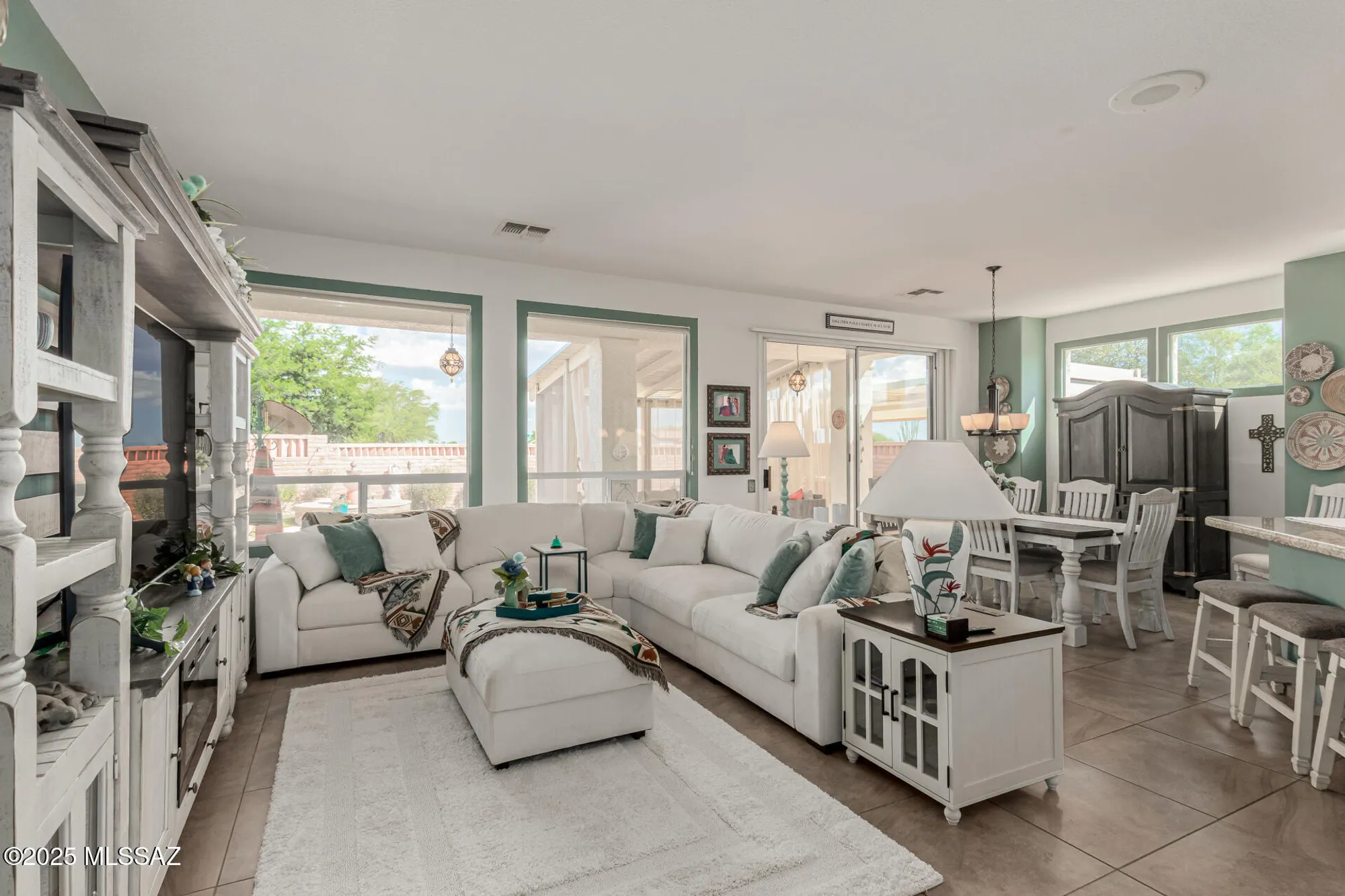 Property Slideshow image 9 of 34 | 1680 w mariquita st, Green Valley, AZ, 85622