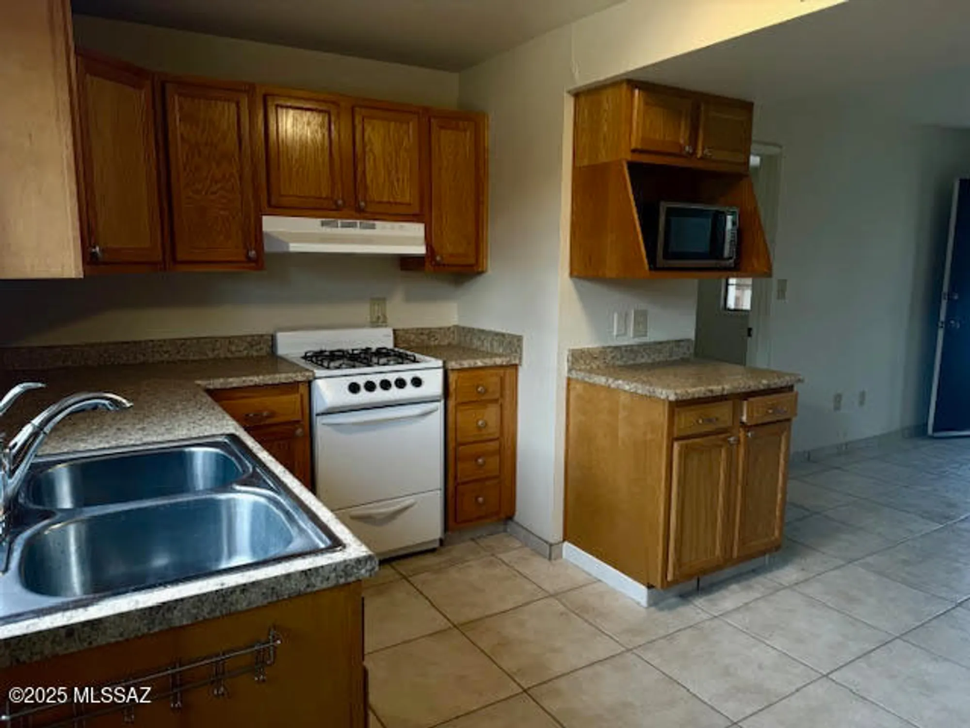 Property Slideshow image 6 of 11 | 260 s paseo aguila c, Green Valley, AZ, 85614