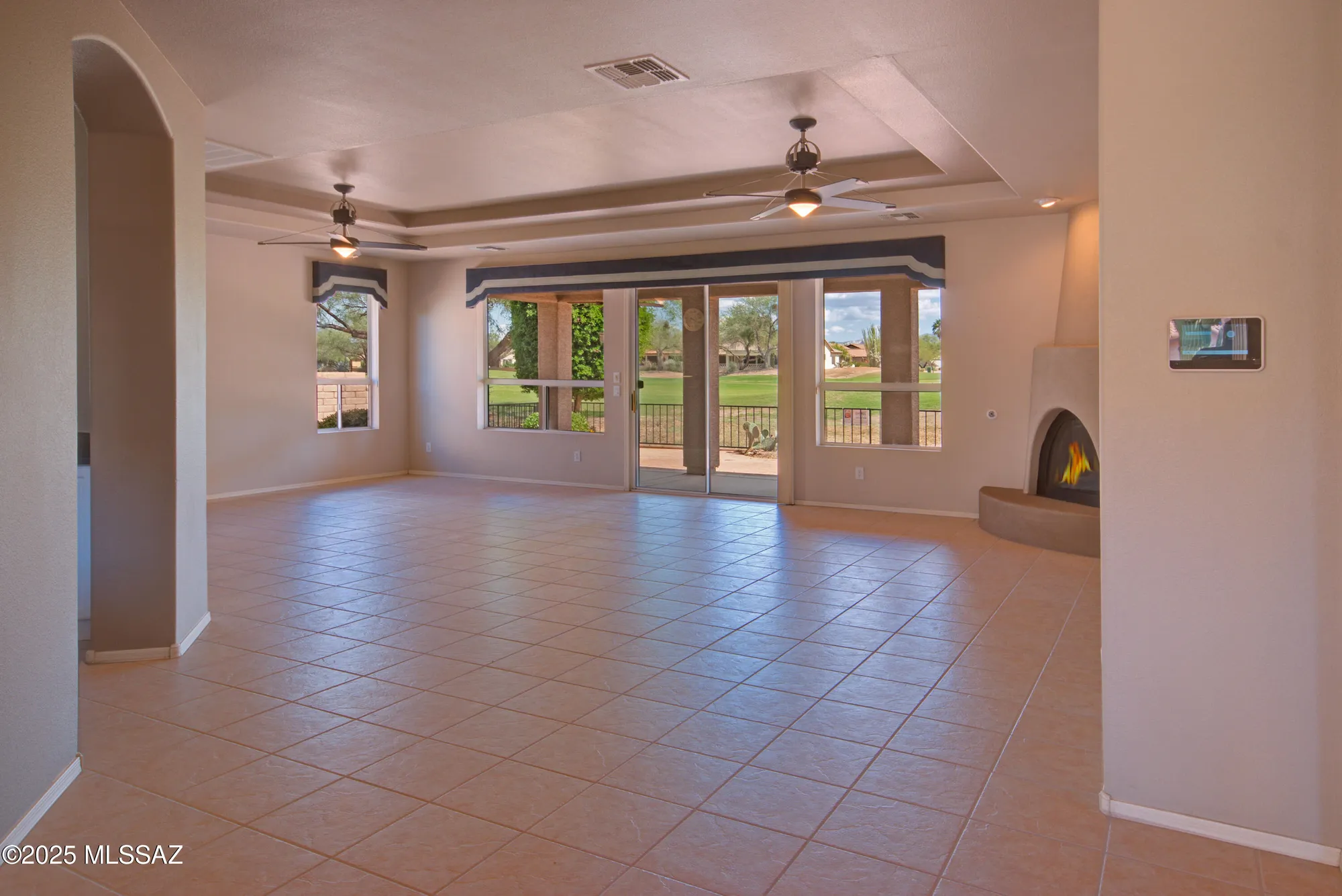 Property Slideshow image 5 of 51 | 1264 n sun catcher way, Green Valley, AZ, 85614