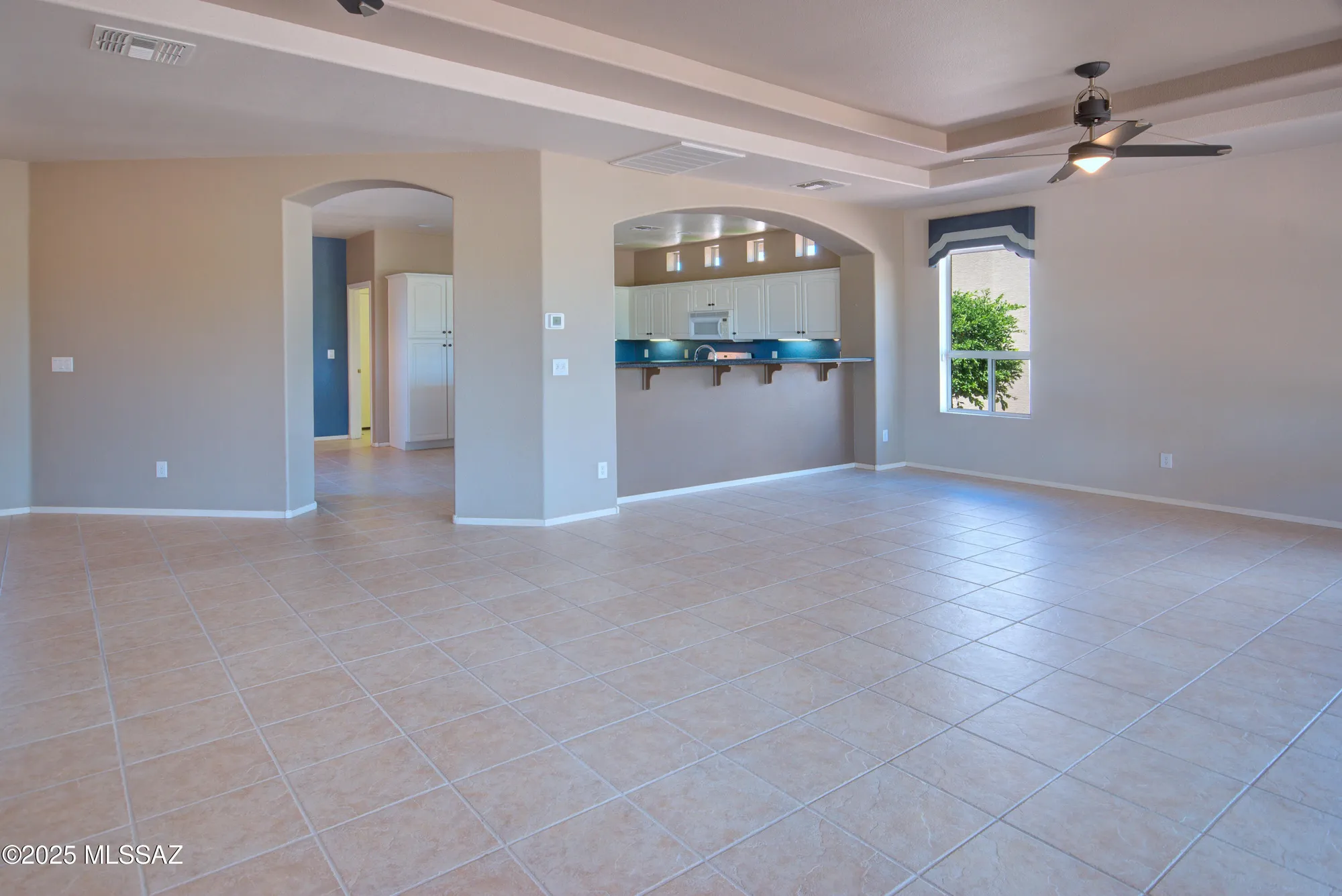 Property Slideshow image 10 of 51 | 1264 n sun catcher way, Green Valley, AZ, 85614