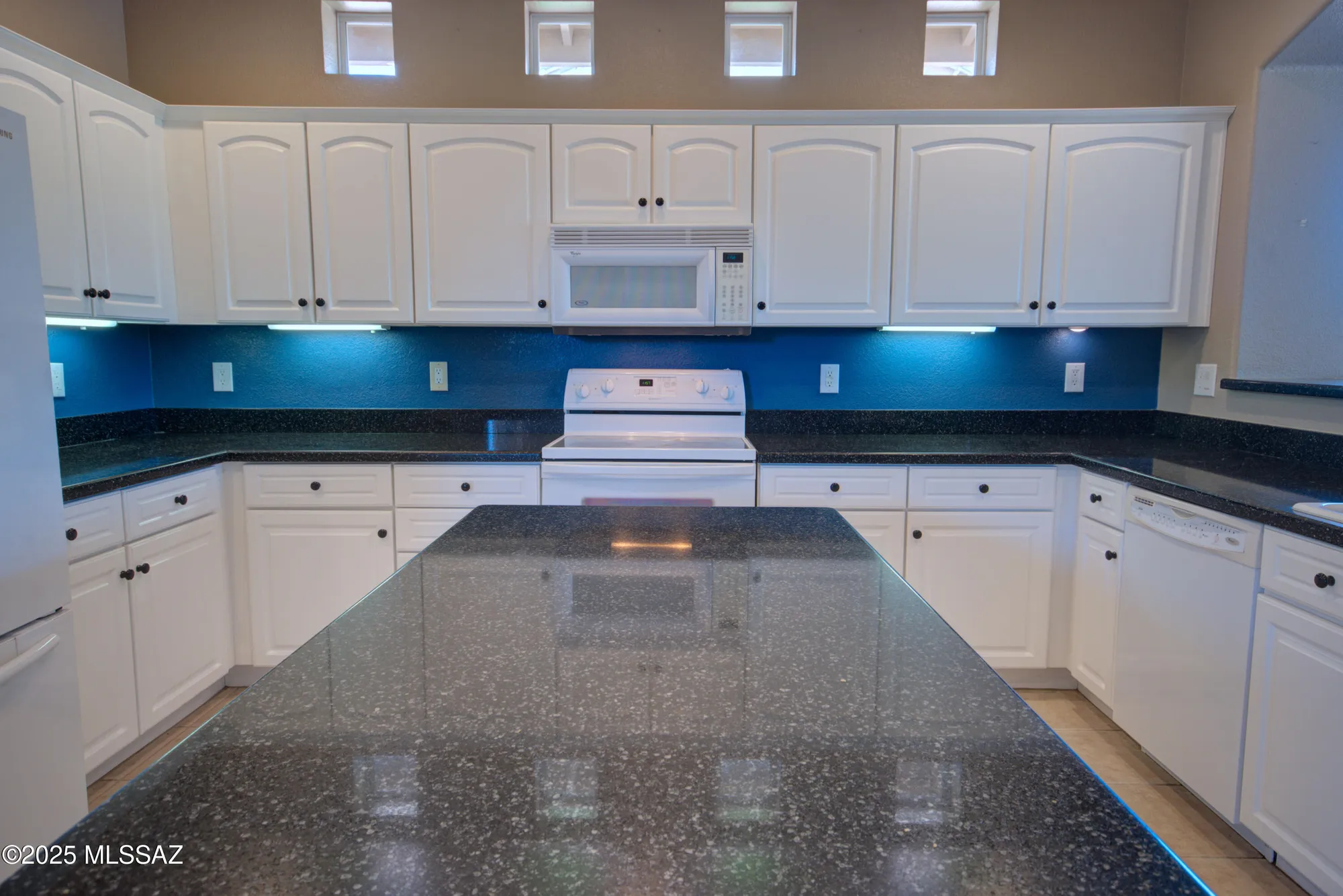 Property Slideshow image 15 of 51 | 1264 n sun catcher way, Green Valley, AZ, 85614