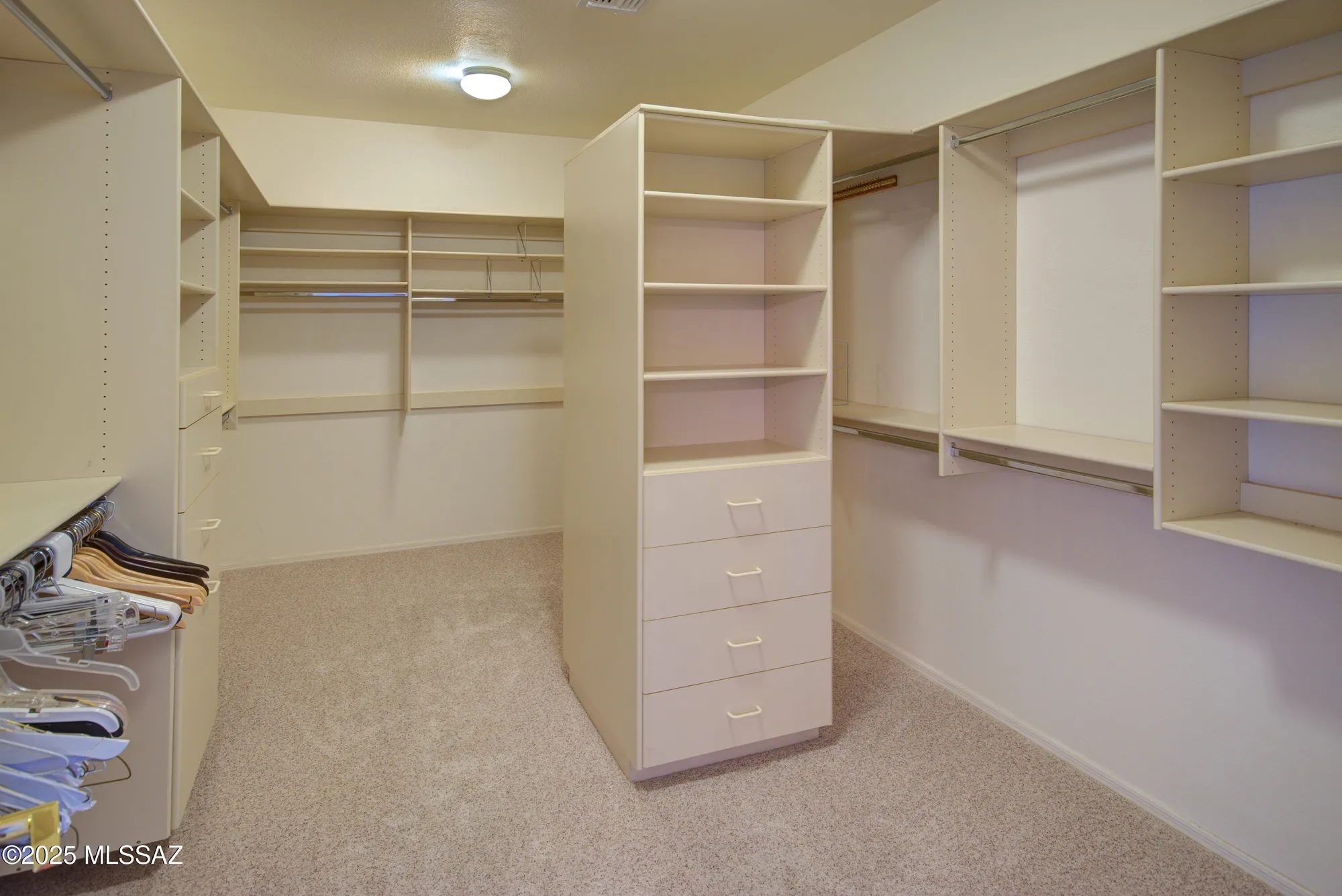 Property Slideshow image 26 of 51 | 1264 n sun catcher way, Green Valley, AZ, 85614