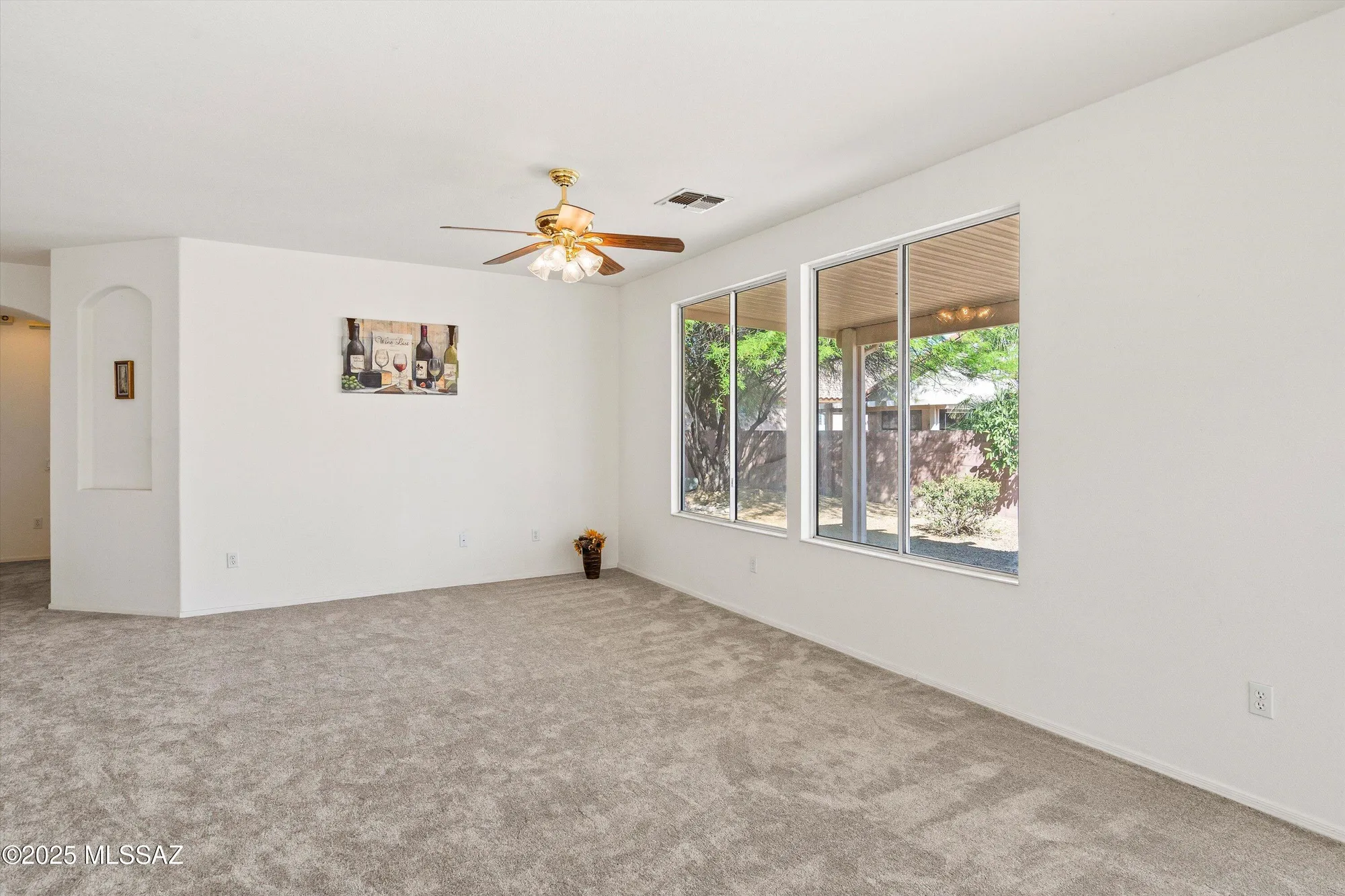 Property Slideshow image 11 of 51 | 8000 w blue heron way, Tucson, AZ, 85743