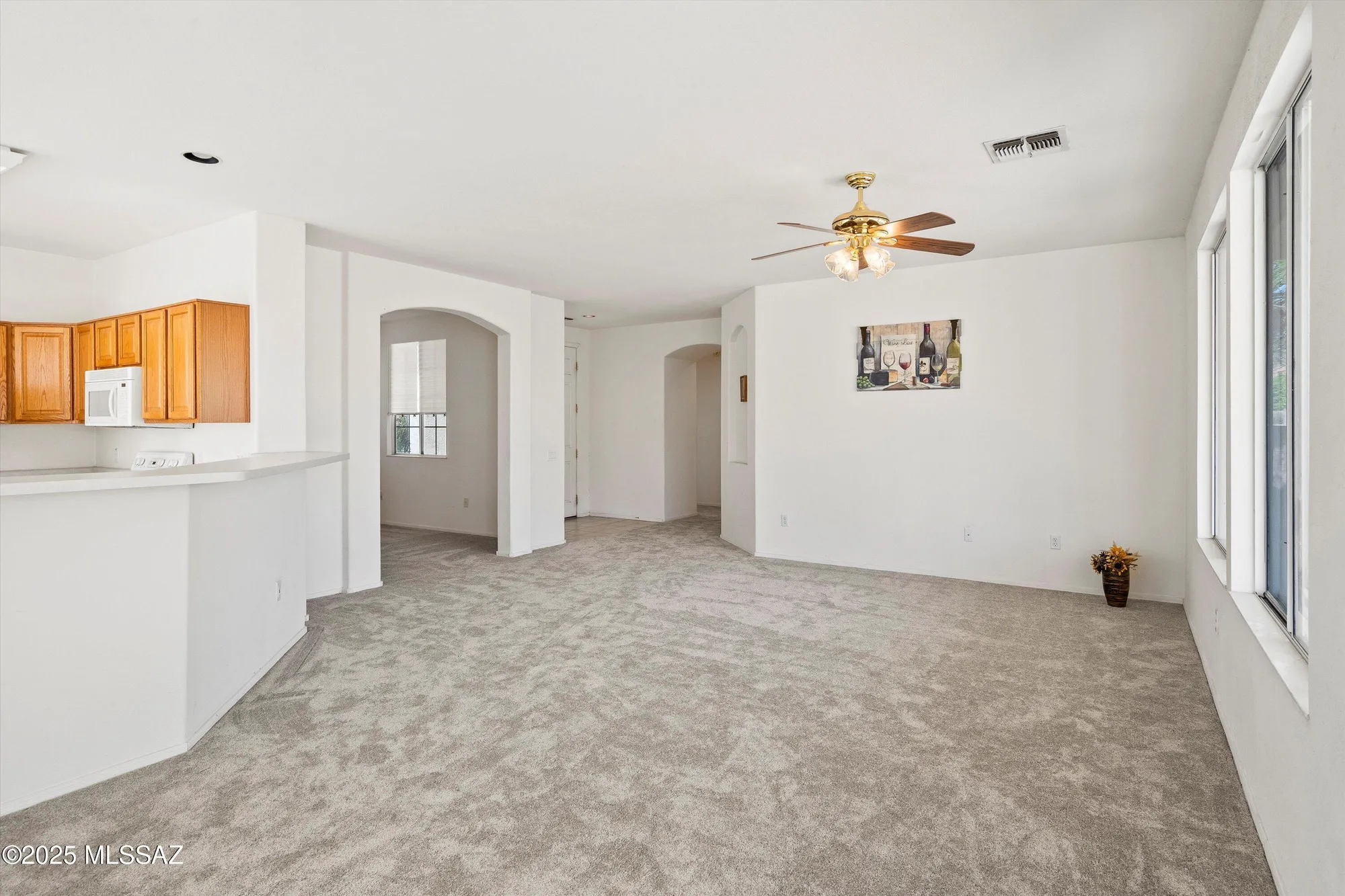 Property Slideshow image 12 of 51 | 8000 w blue heron way, Tucson, AZ, 85743
