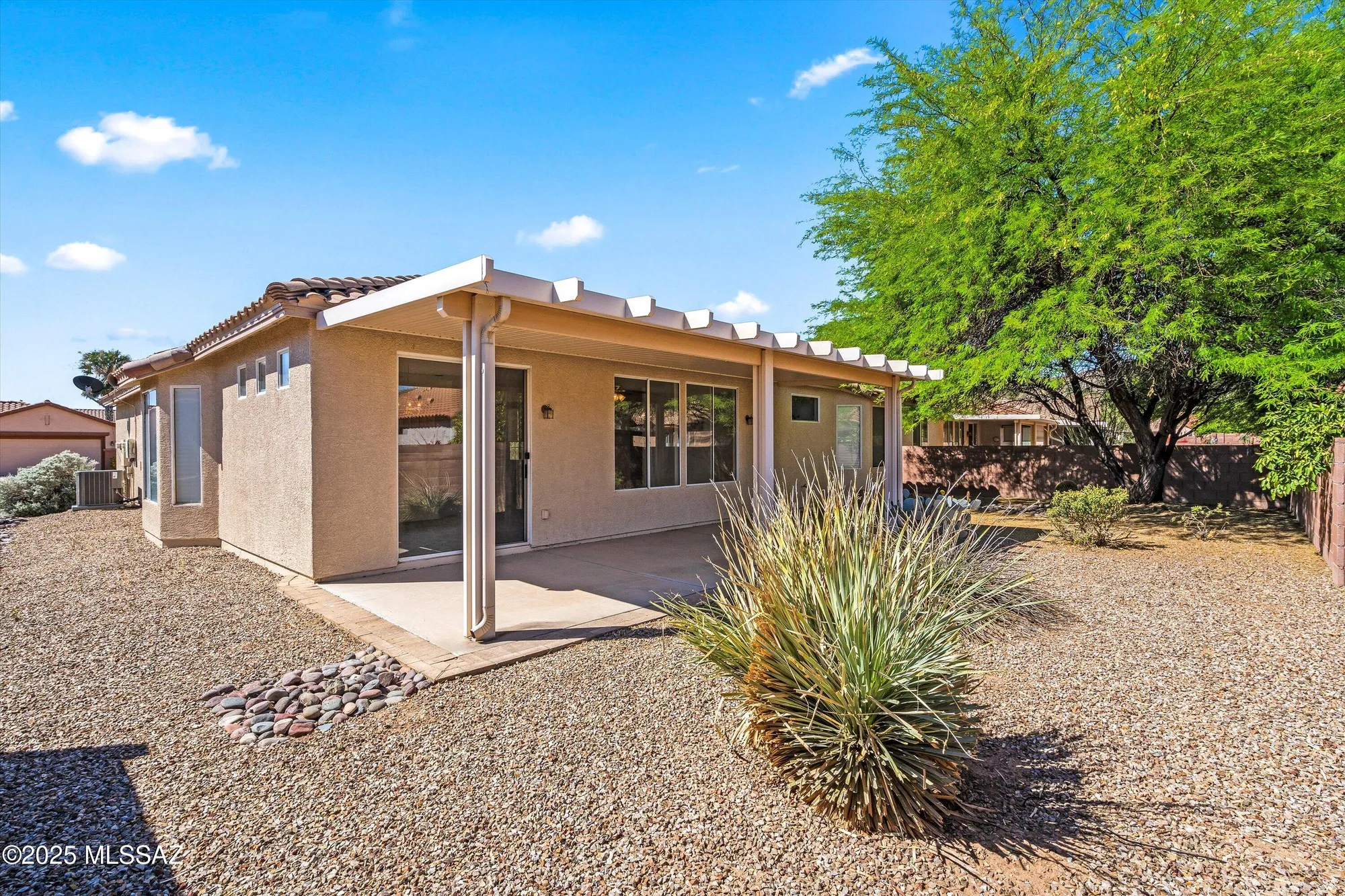 Property Slideshow image 34 of 51 | 8000 w blue heron way, Tucson, AZ, 85743