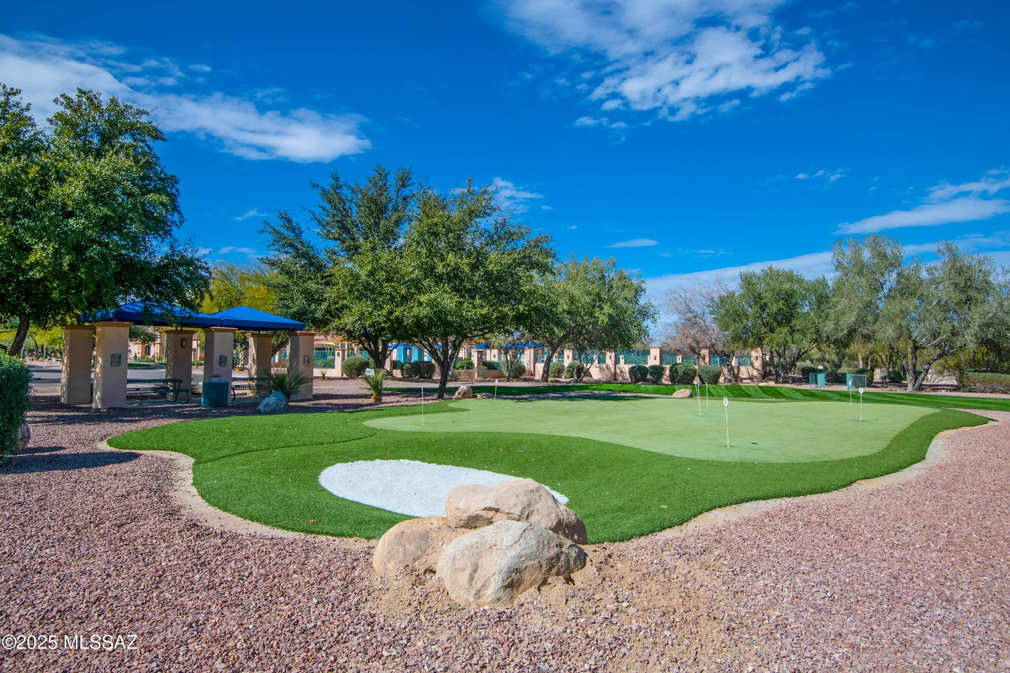 Property Slideshow image 46 of 51 | 8000 w blue heron way, Tucson, AZ, 85743