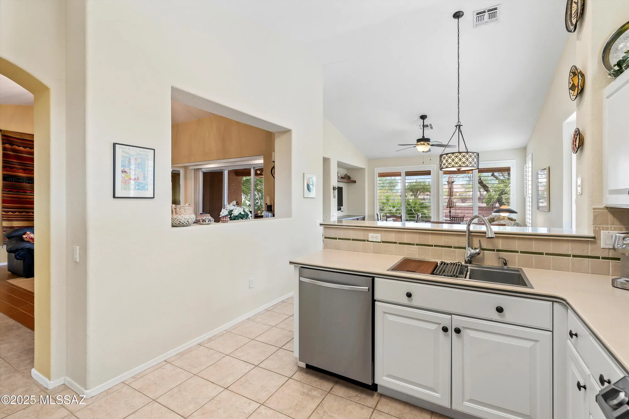 Property Slideshow image 10 of 51 | 7973 w wandering spring way, Tucson, AZ, 85743