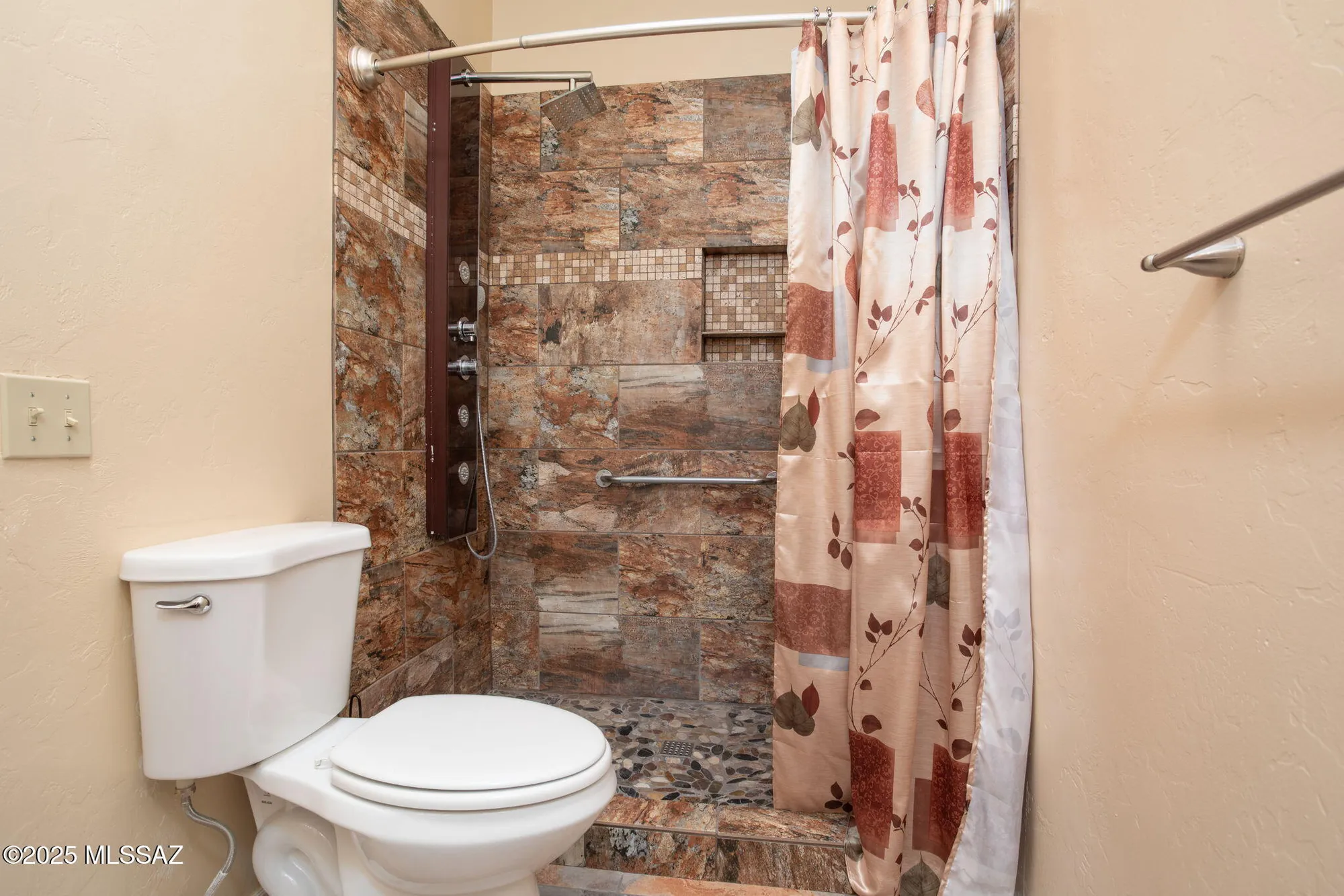 Property Slideshow image 21 of 34 | 3817 s camino del golfista, Green Valley, AZ, 85614