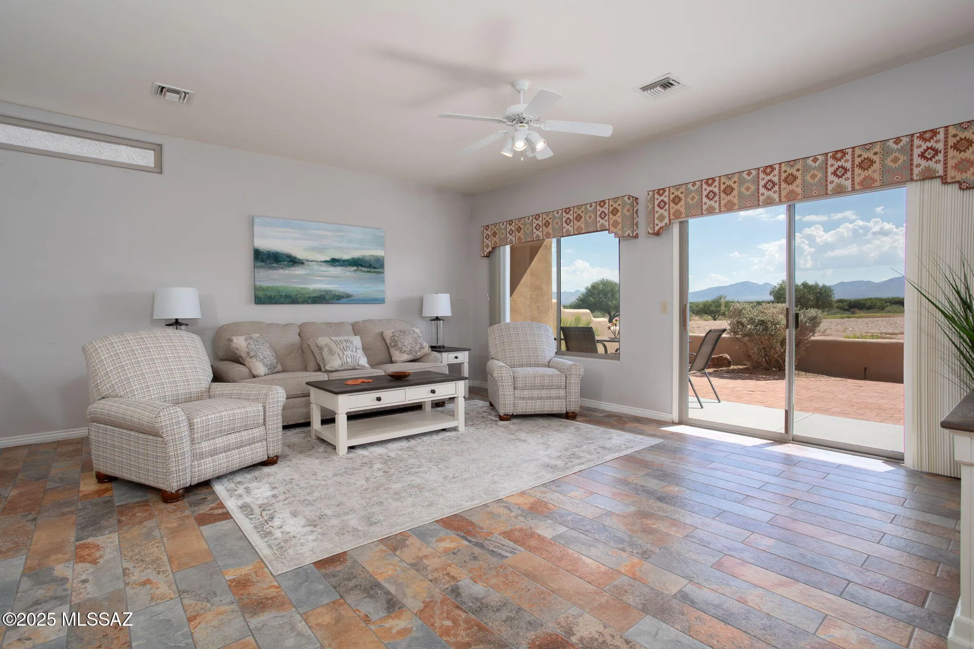 Property Slideshow image 7 of 34 | 3817 s camino del golfista, Green Valley, AZ, 85614