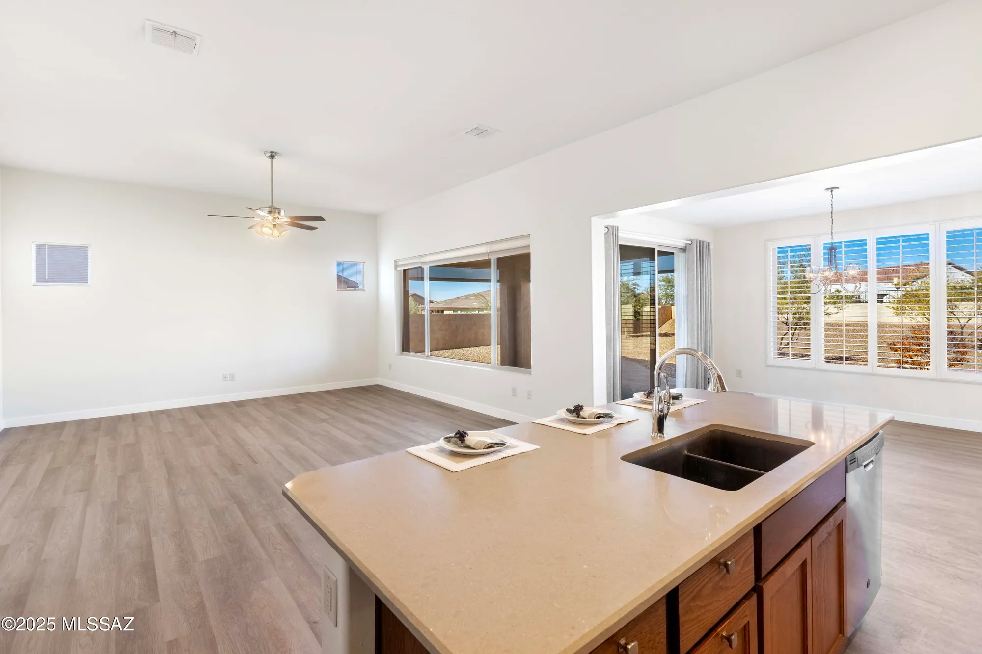 Property Slideshow image 8 of 38 | 60982 e arroyo grande dr, Oracle, AZ, 85623