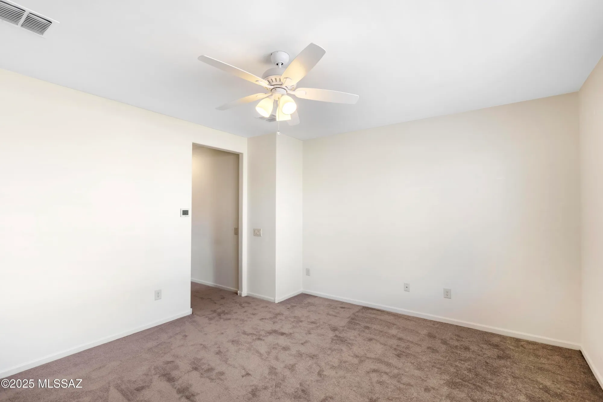 Property Slideshow image 14 of 38 | 60982 e arroyo grande dr, Oracle, AZ, 85623