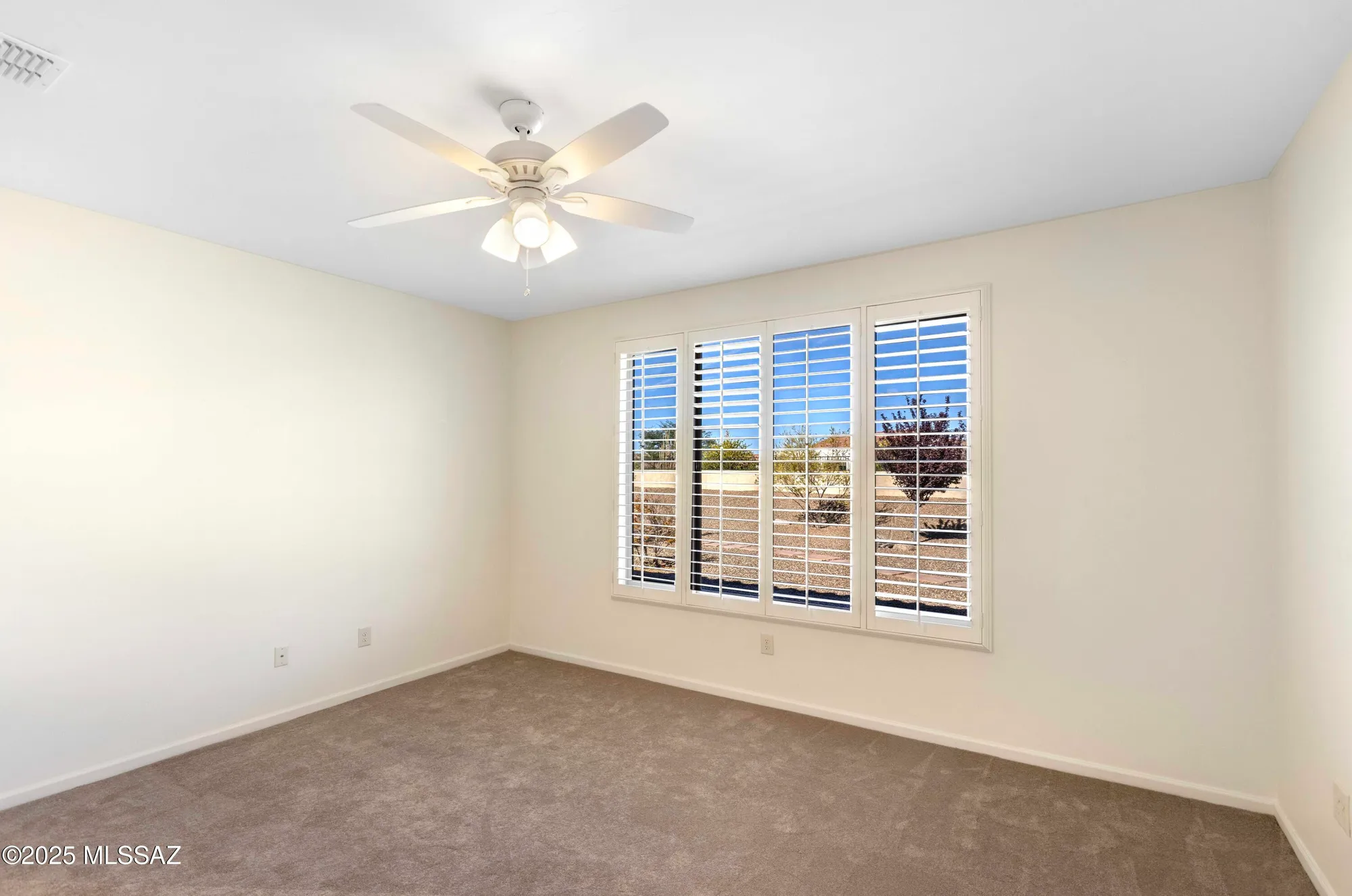 Property Slideshow image 13 of 38 | 60982 e arroyo grande dr, Oracle, AZ, 85623