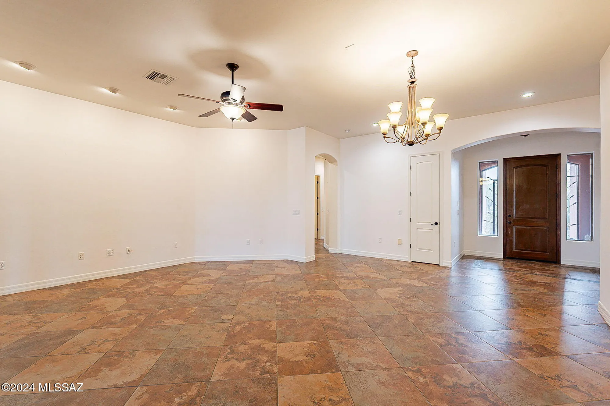Property Slideshow image 15 of 38 | 851 e florida saddle ct, Green Valley, AZ, 85614