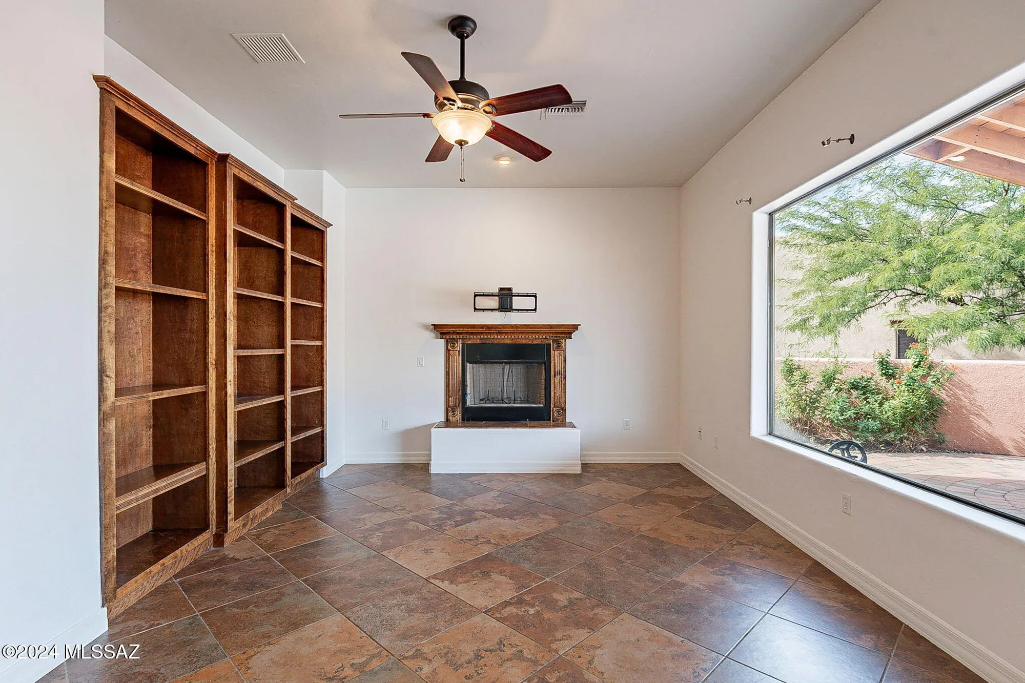 Property Slideshow image 19 of 38 | 851 e florida saddle ct, Green Valley, AZ, 85614