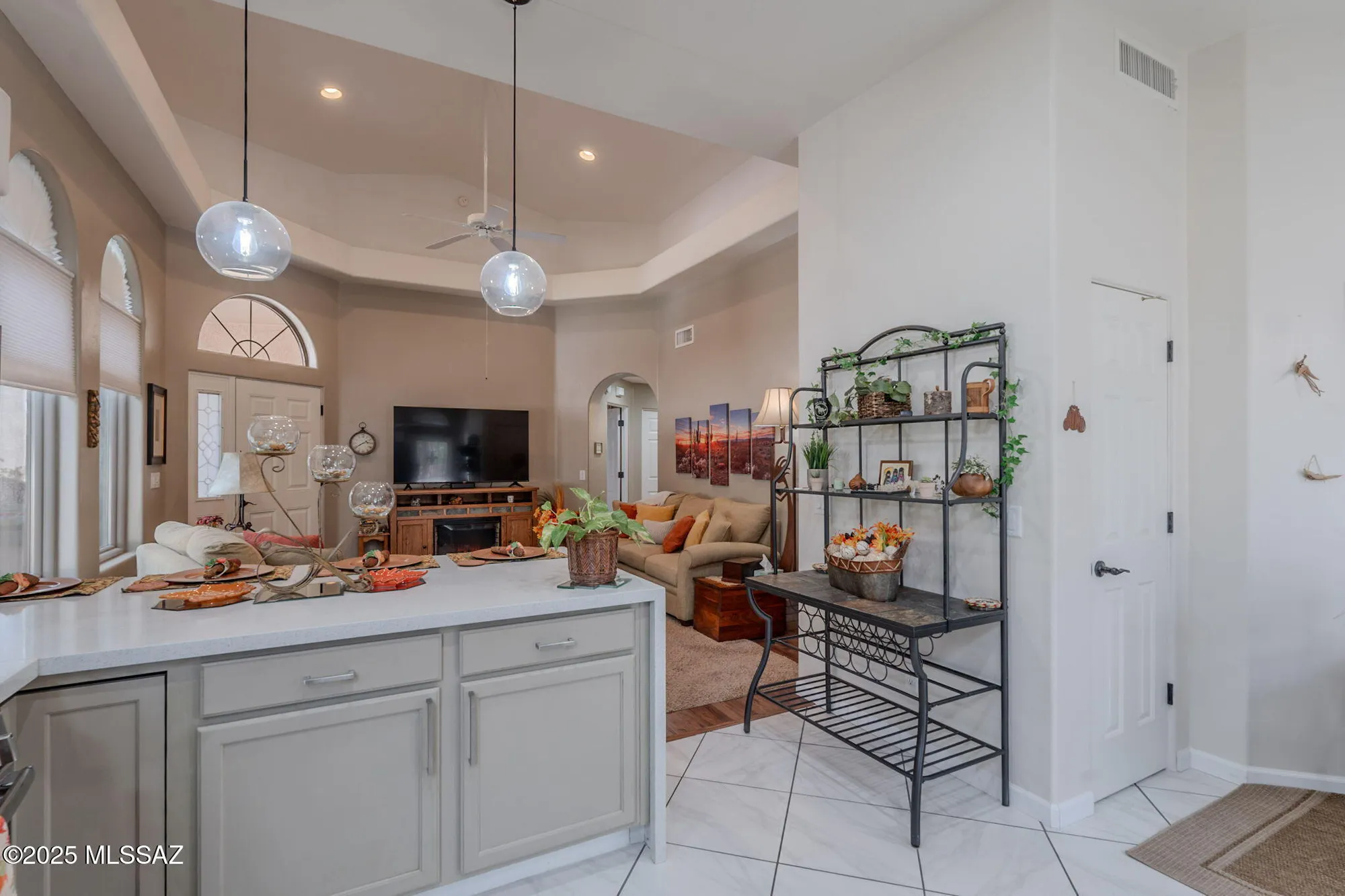 Property Slideshow image 13 of 37 | 2396 w via di silvio, Tucson, AZ, 85741