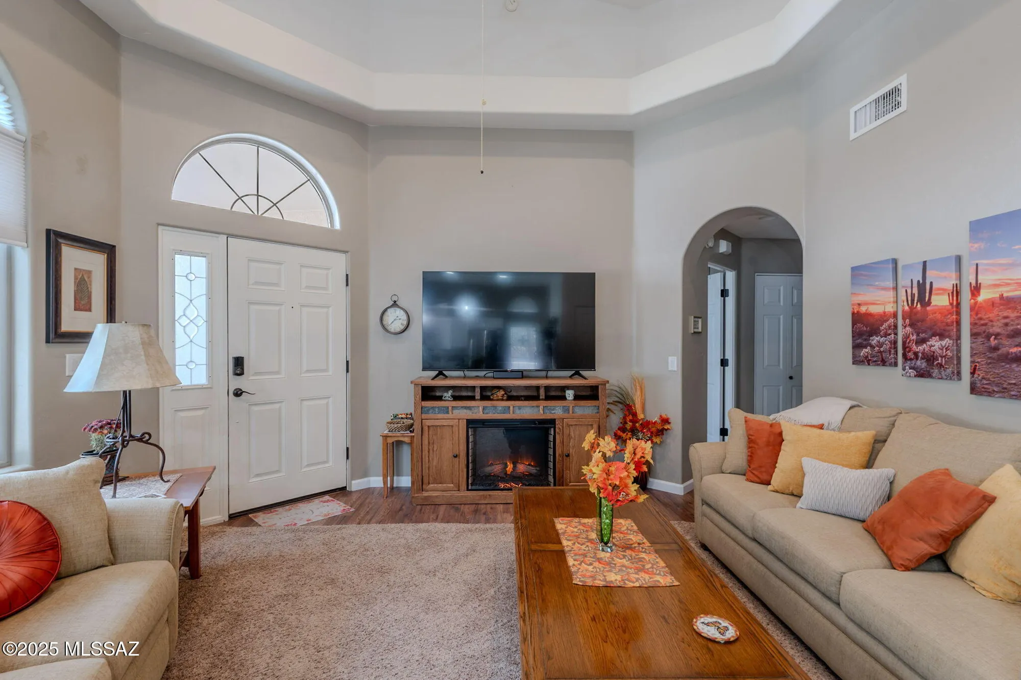 Property Slideshow image 6 of 37 | 2396 w via di silvio, Tucson, AZ, 85741