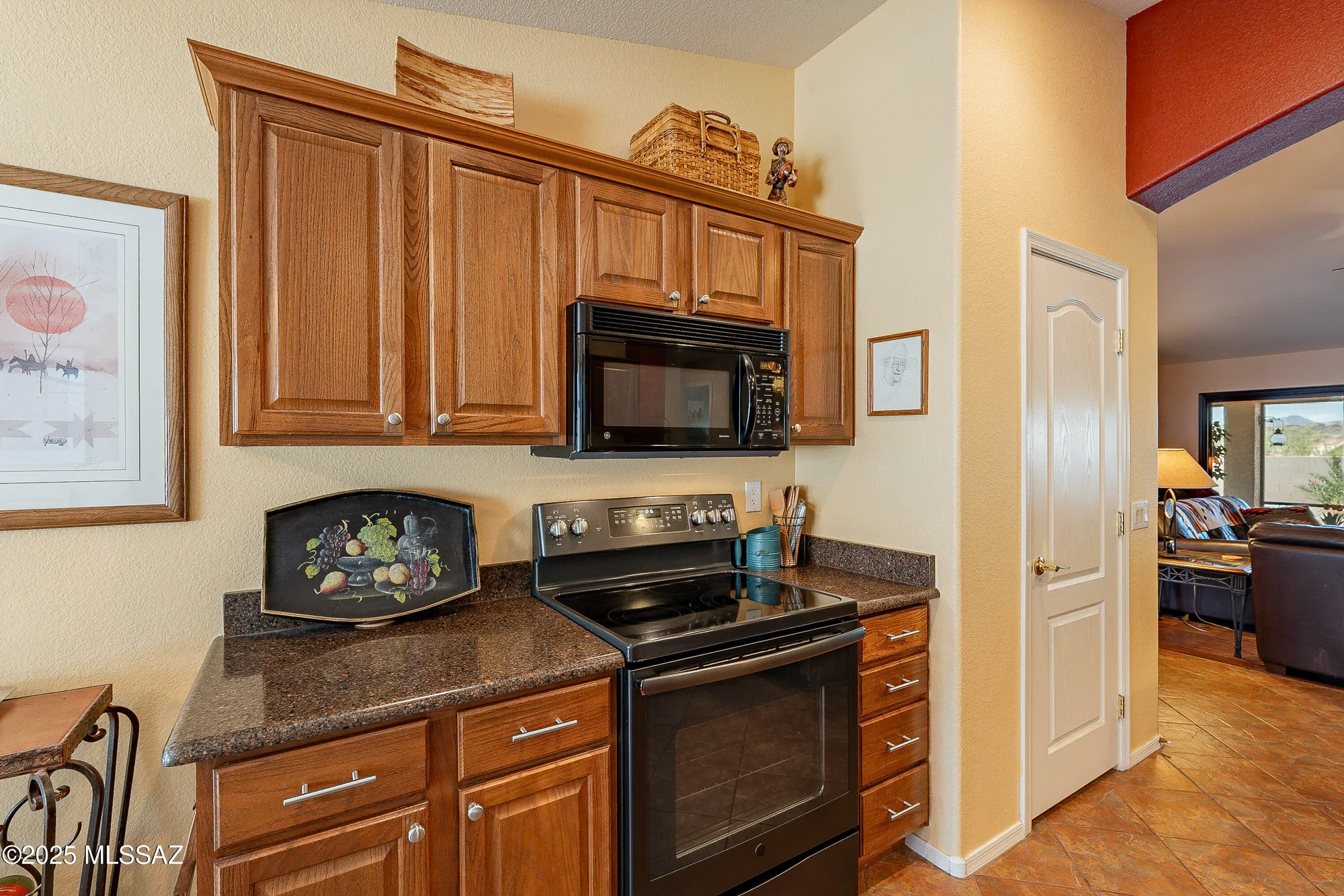Property Slideshow image 14 of 49 | 39316 s sand crest dr, Tucson, AZ, 85739