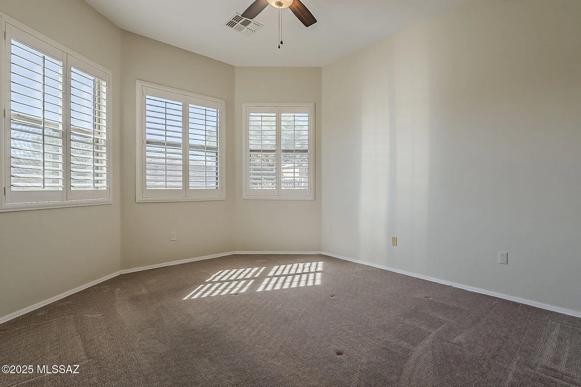 Property Slideshow image 25 of 35 | 1112 w tenniel dr, Green Valley, AZ, 85614