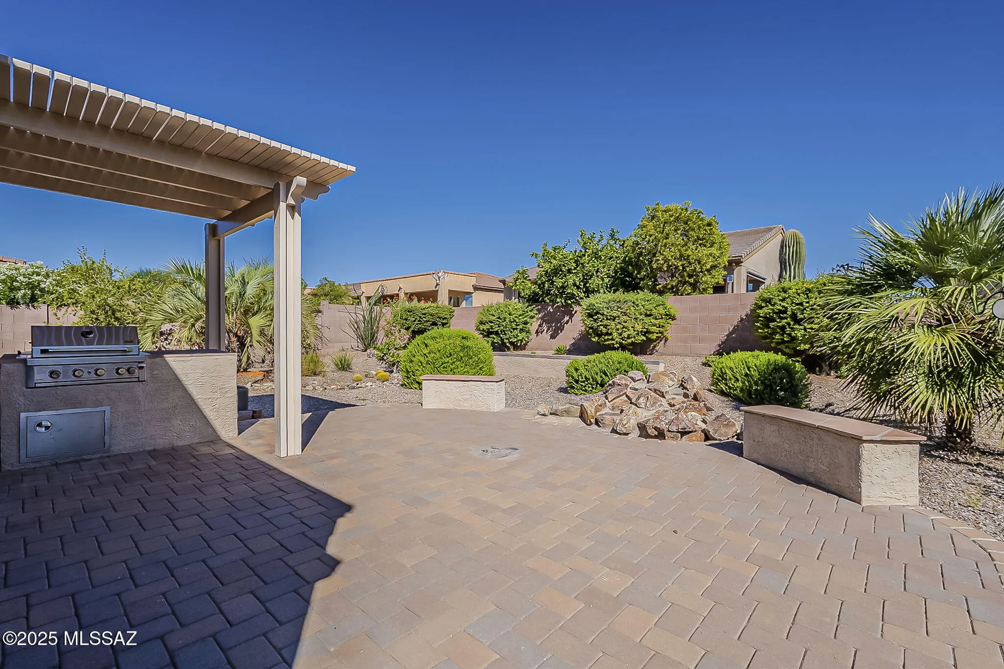 Property Slideshow image 14 of 35 | 1112 w tenniel dr, Green Valley, AZ, 85614
