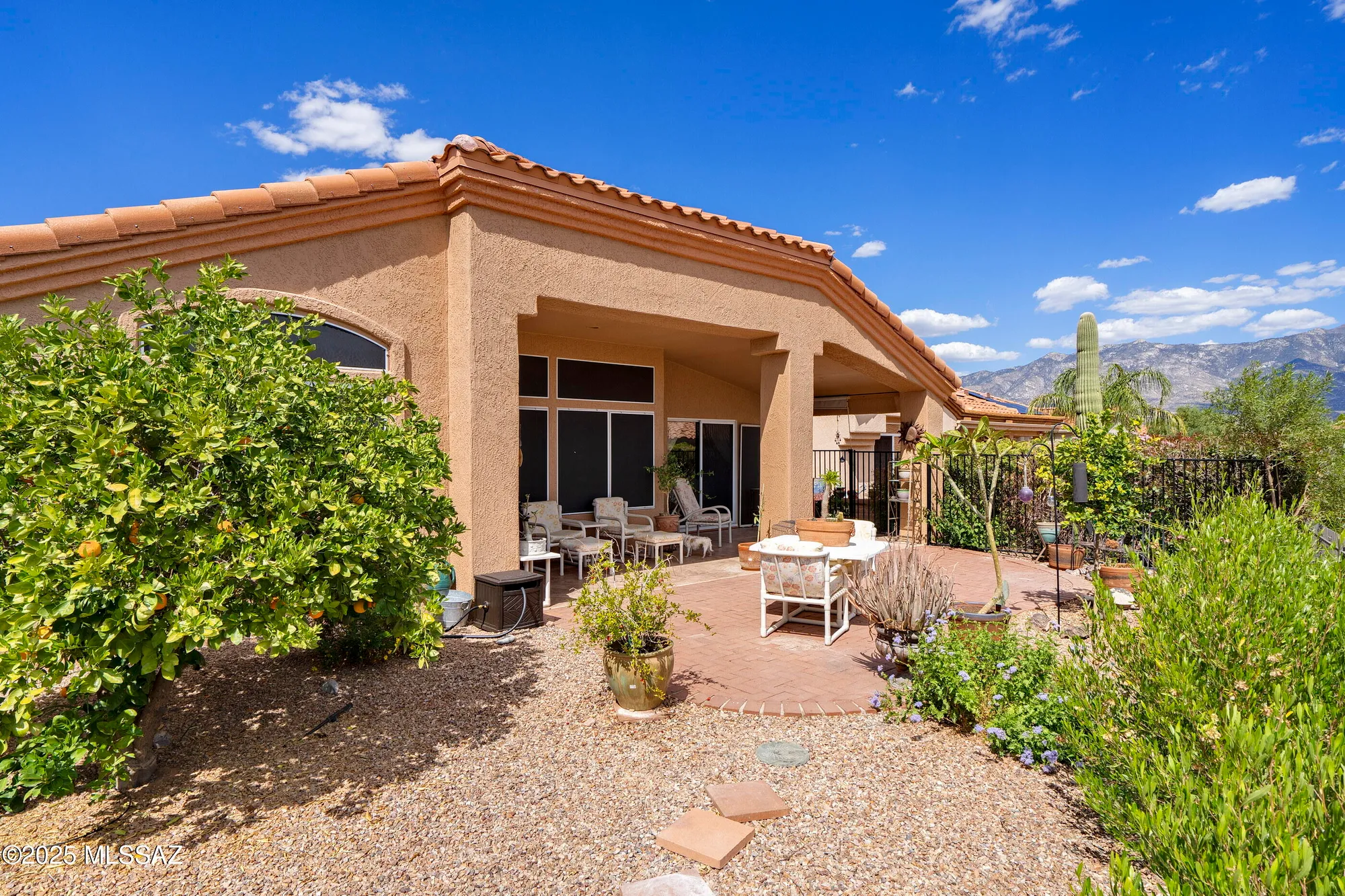 Property Slideshow image 18 of 23 | 2246 e amaranth st, Oro Valley, AZ, 85755