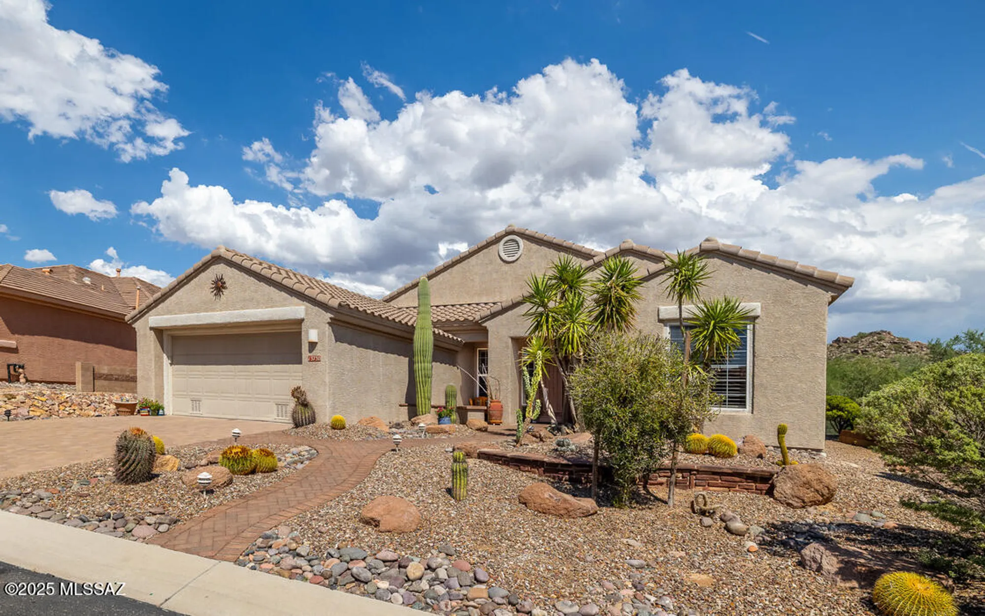 Property Slideshow image 1 of 46 | 13730 n heritage canyon dr, Marana, AZ, 85658