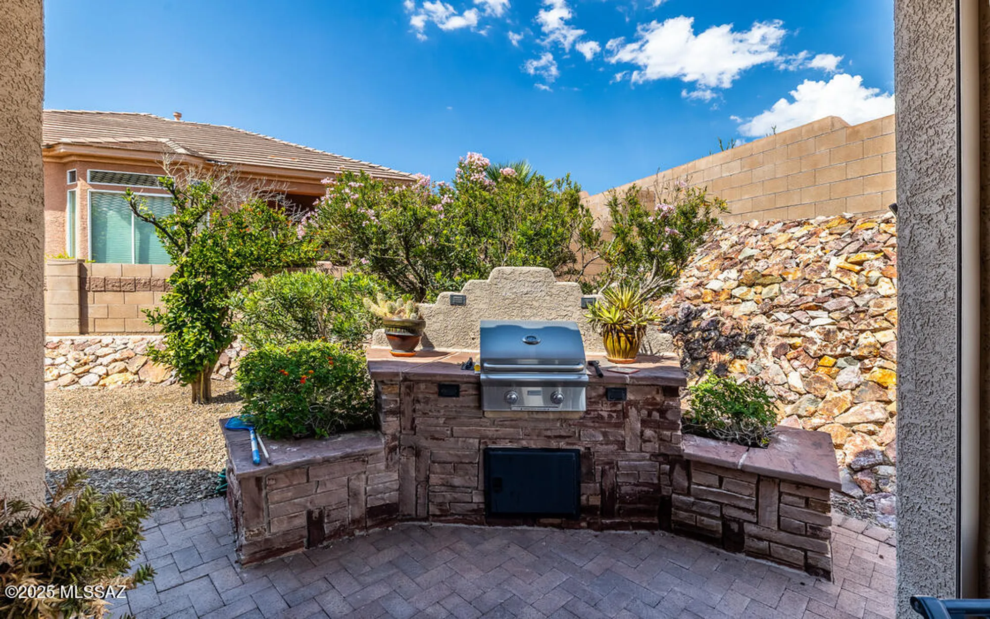 Property Slideshow image 44 of 46 | 13730 n heritage canyon dr, Marana, AZ, 85658