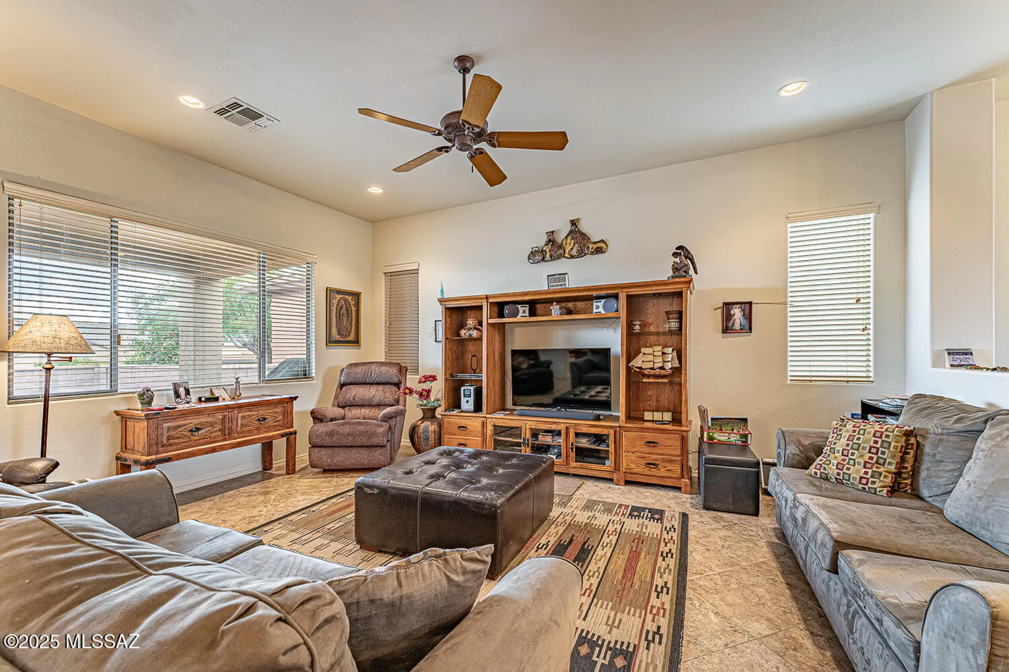 Property Slideshow image 13 of 47 | 5937 s scarlet sky pl, Green Valley, AZ, 85622