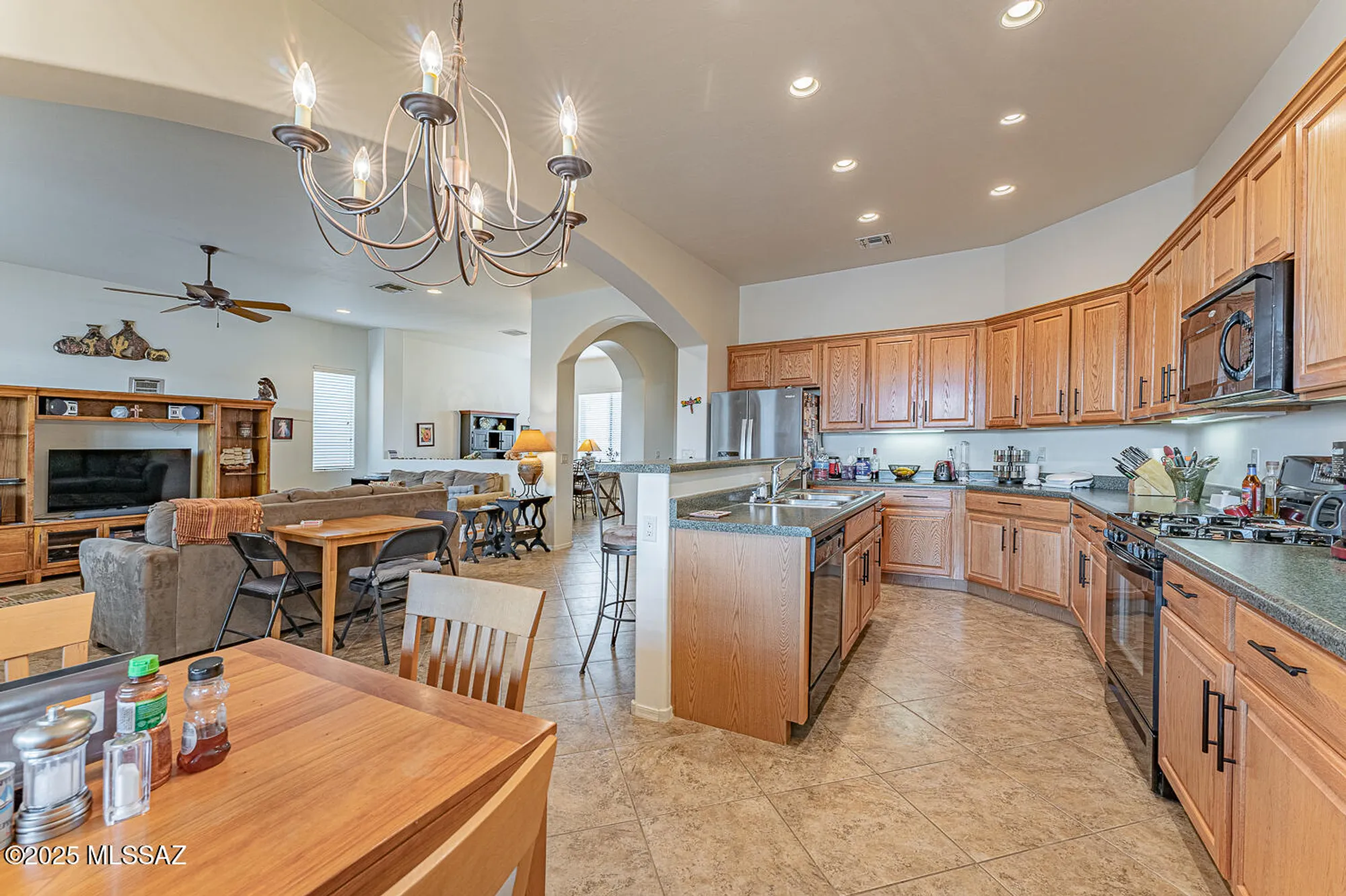 Property Slideshow image 18 of 47 | 5937 s scarlet sky pl, Green Valley, AZ, 85622