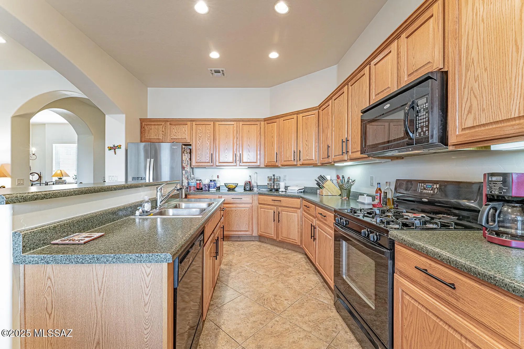 Property Slideshow image 19 of 47 | 5937 s scarlet sky pl, Green Valley, AZ, 85622