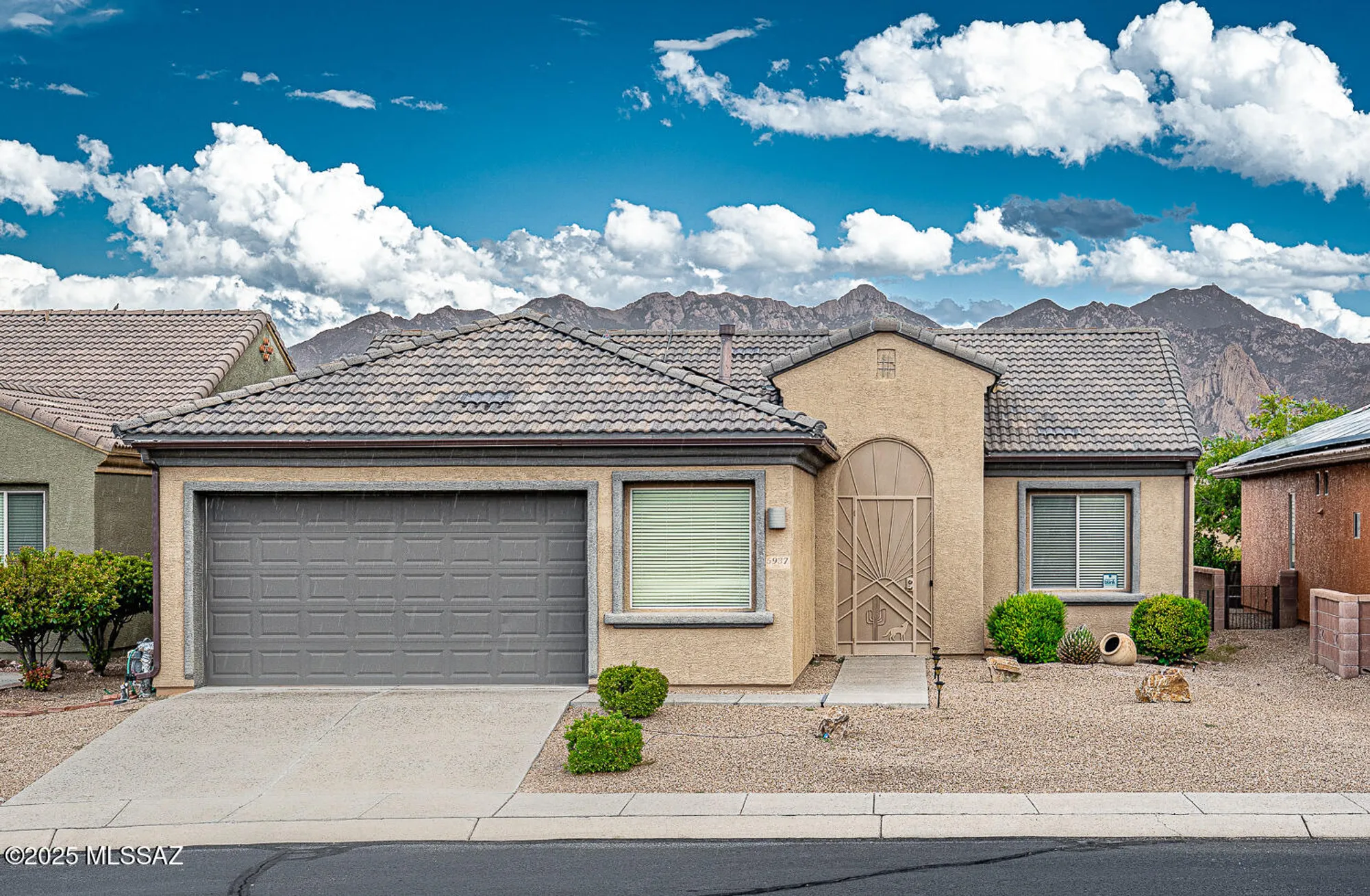 Property Slideshow image 2 of 47 | 5937 s scarlet sky pl, Green Valley, AZ, 85622