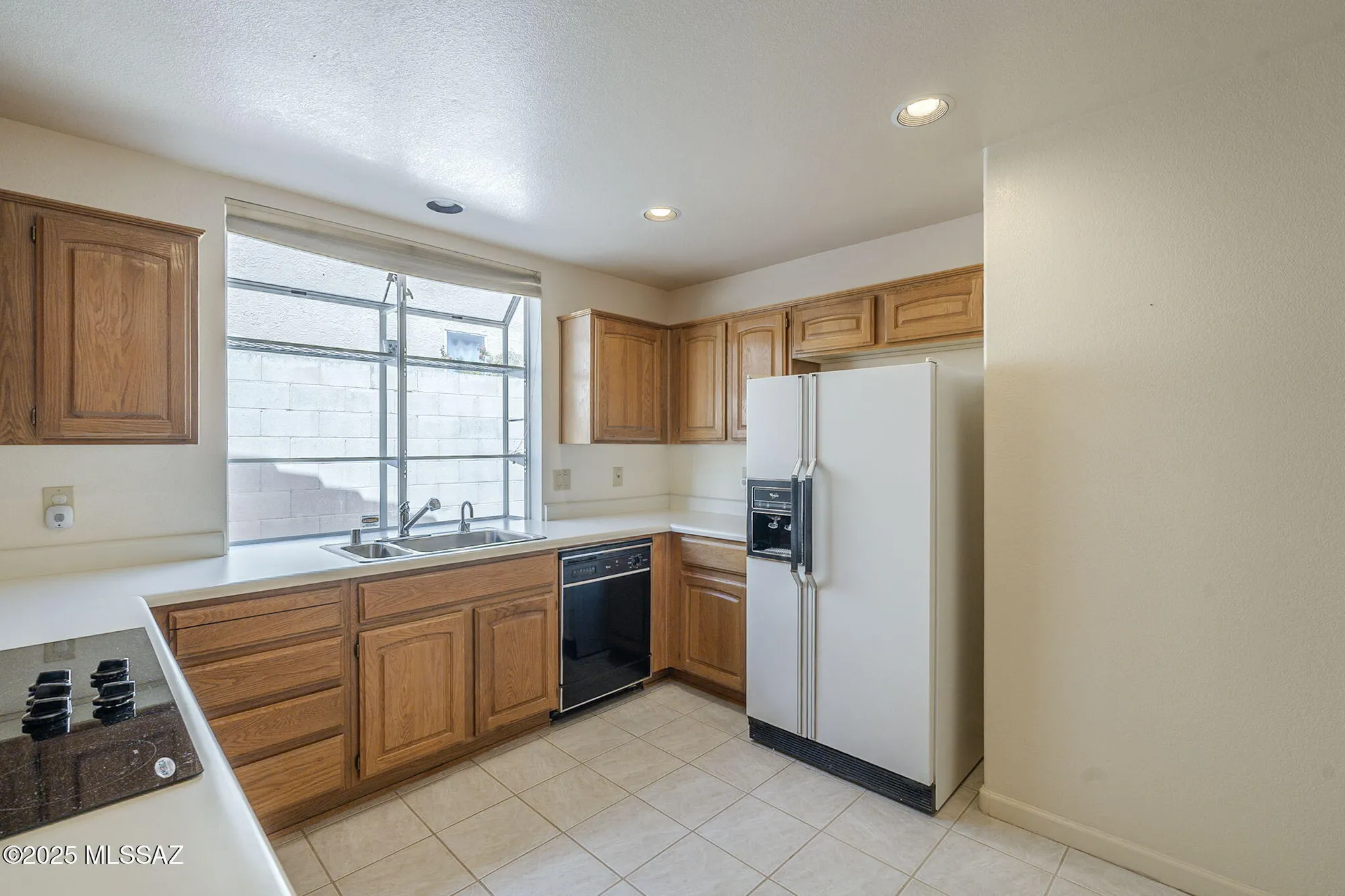 Property Slideshow image 12 of 44 | 37096 s canyon view dr, Tucson, AZ, 85739