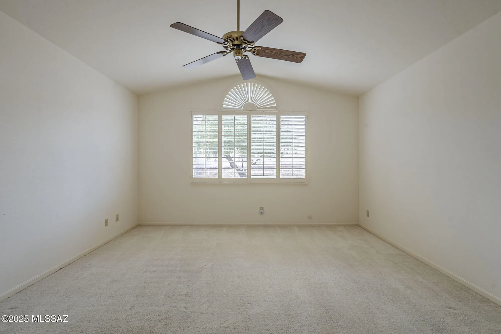 Property Slideshow image 33 of 44 | 37096 s canyon view dr, Tucson, AZ, 85739
