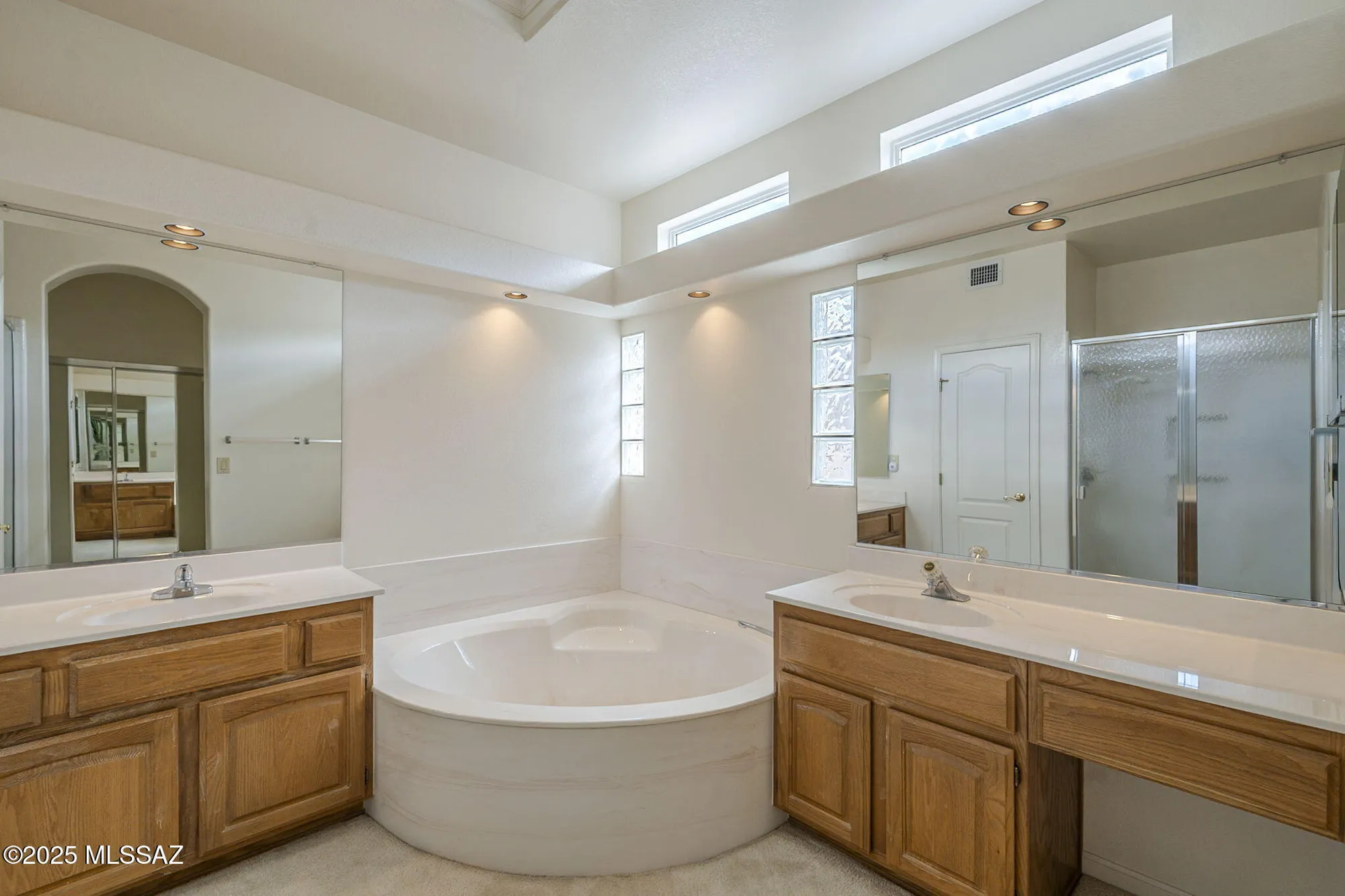 Property Slideshow image 34 of 44 | 37096 s canyon view dr, Tucson, AZ, 85739