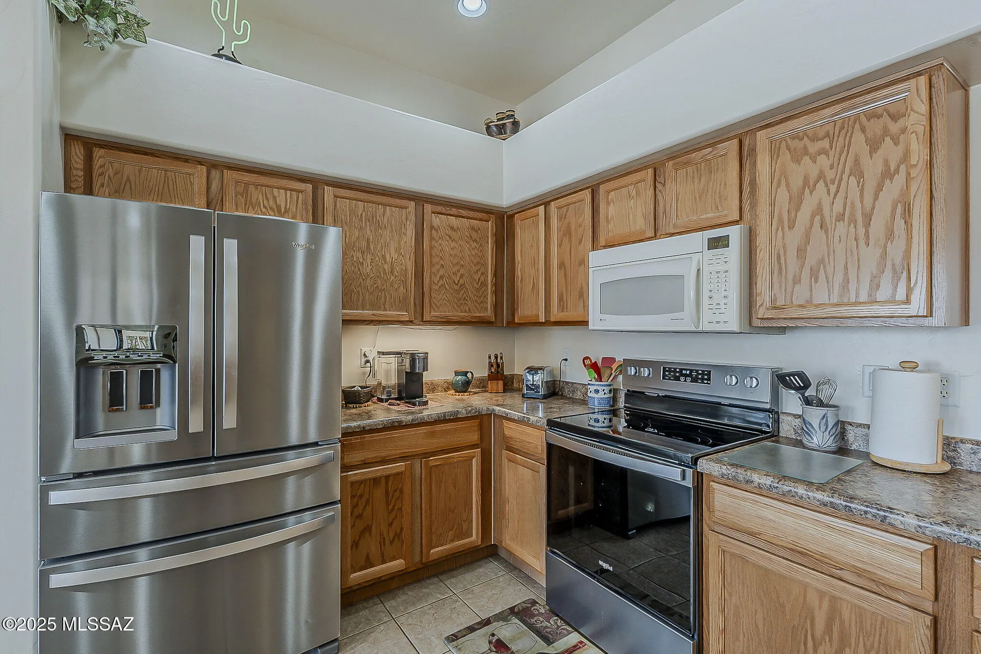 Property Slideshow image 11 of 27 | 582 w camino del bondadoso, Green Valley, AZ, 85614