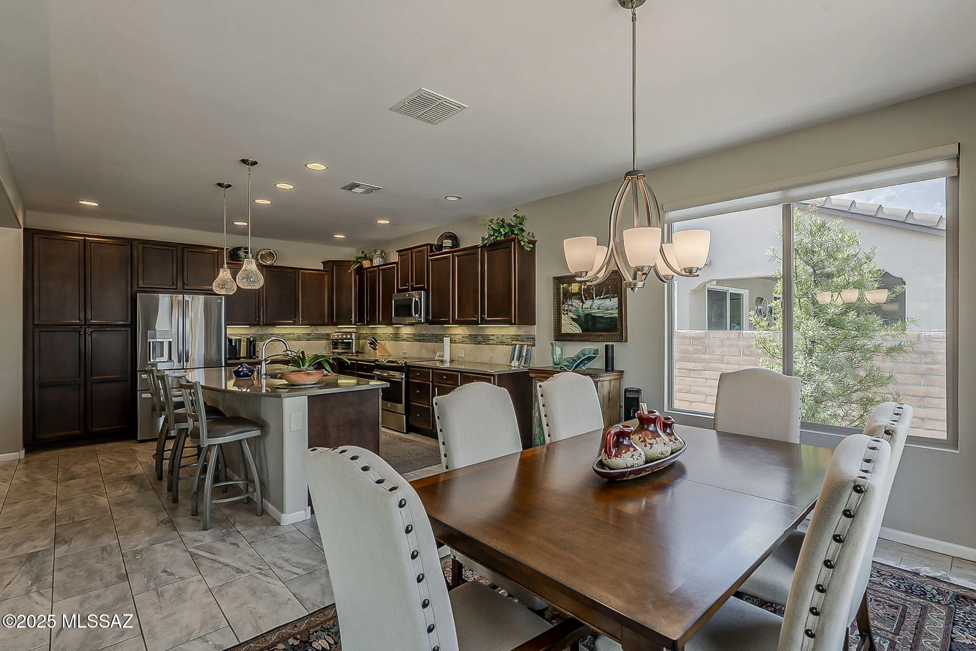 Property Slideshow image 15 of 46 | 2227 e thunderchief dr, Green Valley, AZ, 85614