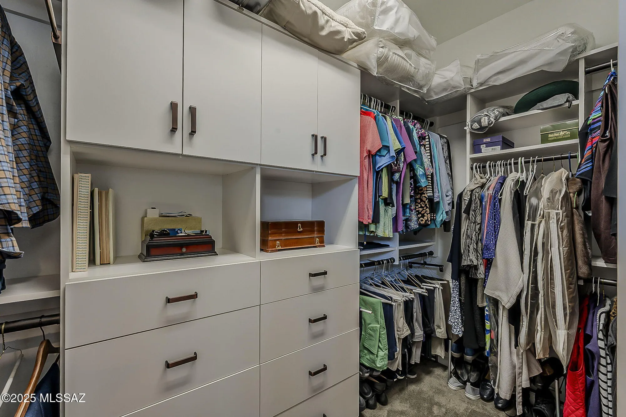 Property Slideshow image 25 of 46 | 2227 e thunderchief dr, Green Valley, AZ, 85614