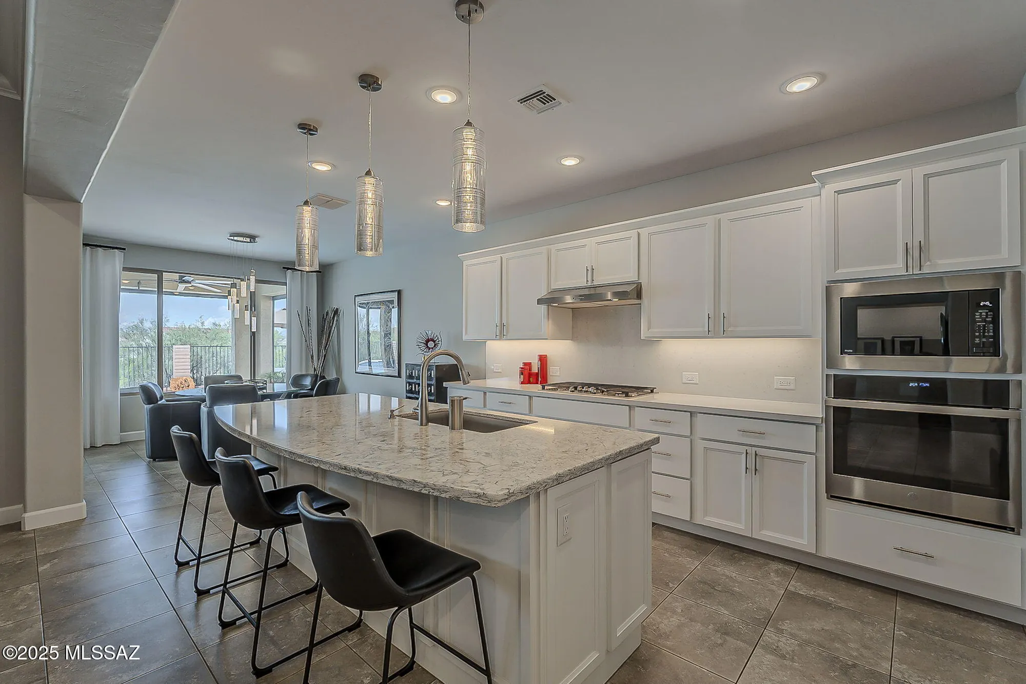 Property Slideshow image 9 of 52 | 2499 e rolling meadow ln, Green Valley, AZ, 85614