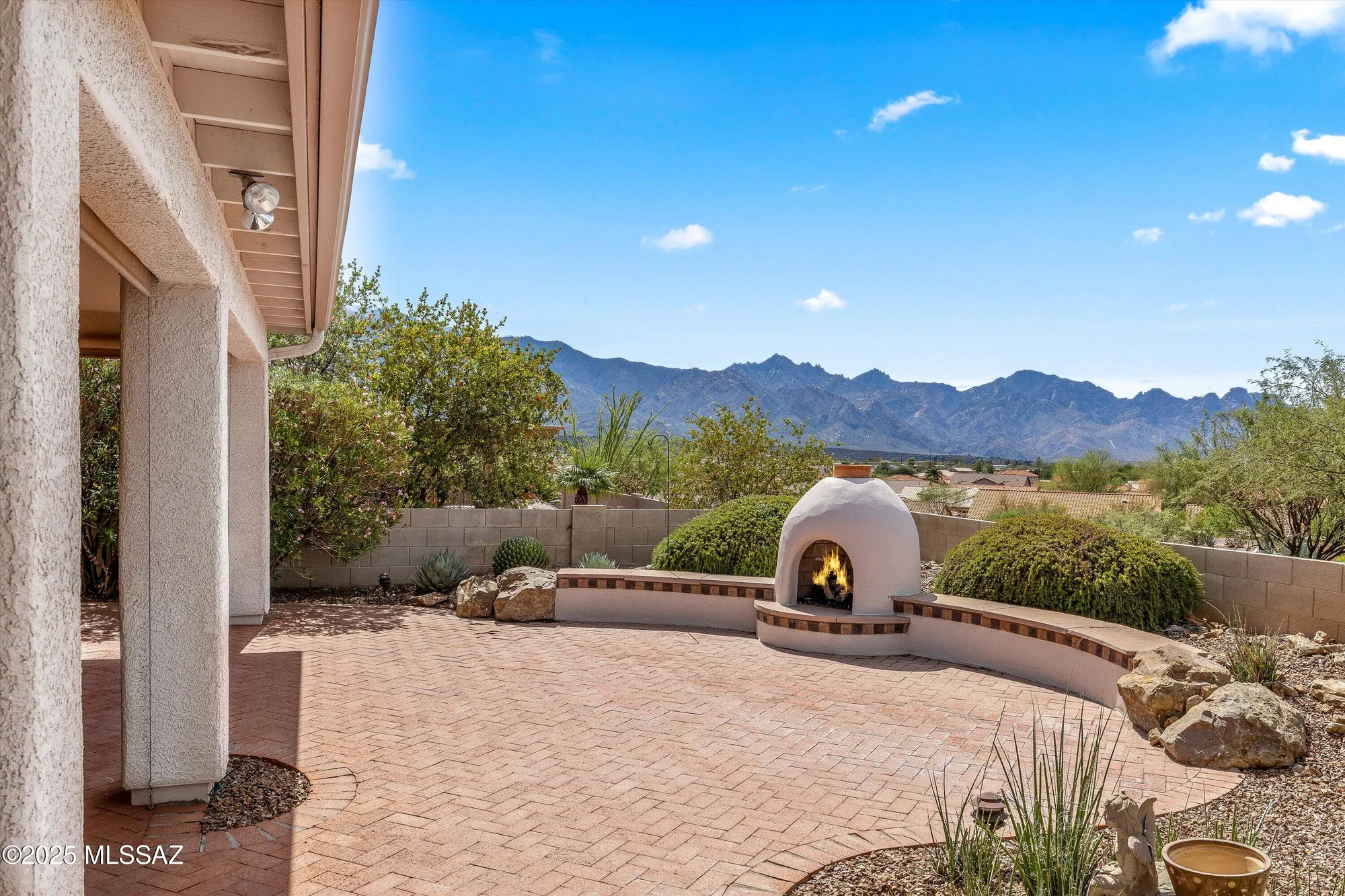 Property Slideshow image 1 of 51 | 62085 e amberwood dr, Saddlebrooke, AZ, 85739