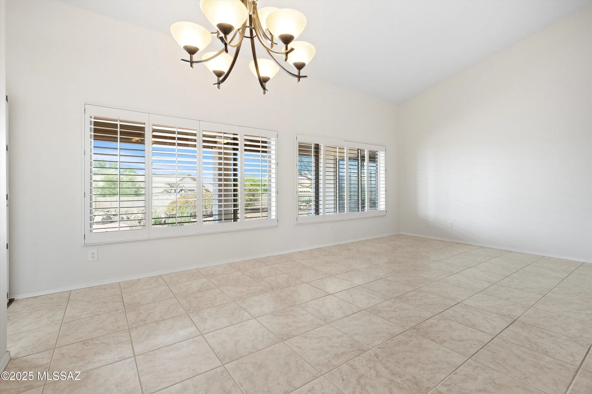 Property Slideshow image 21 of 51 | 62085 e amberwood dr, Saddlebrooke, AZ, 85739