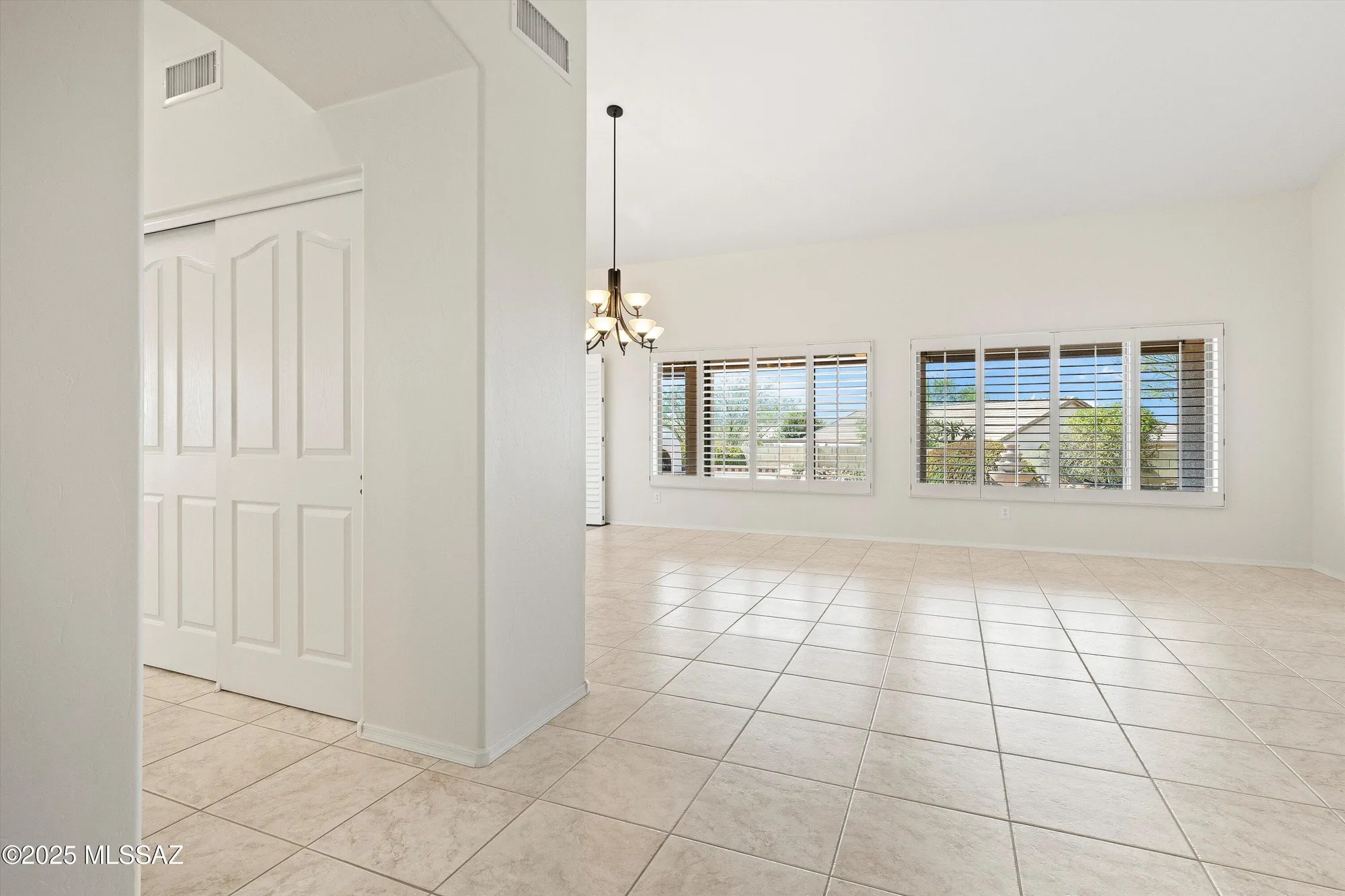 Property Slideshow image 23 of 51 | 62085 e amberwood dr, Saddlebrooke, AZ, 85739