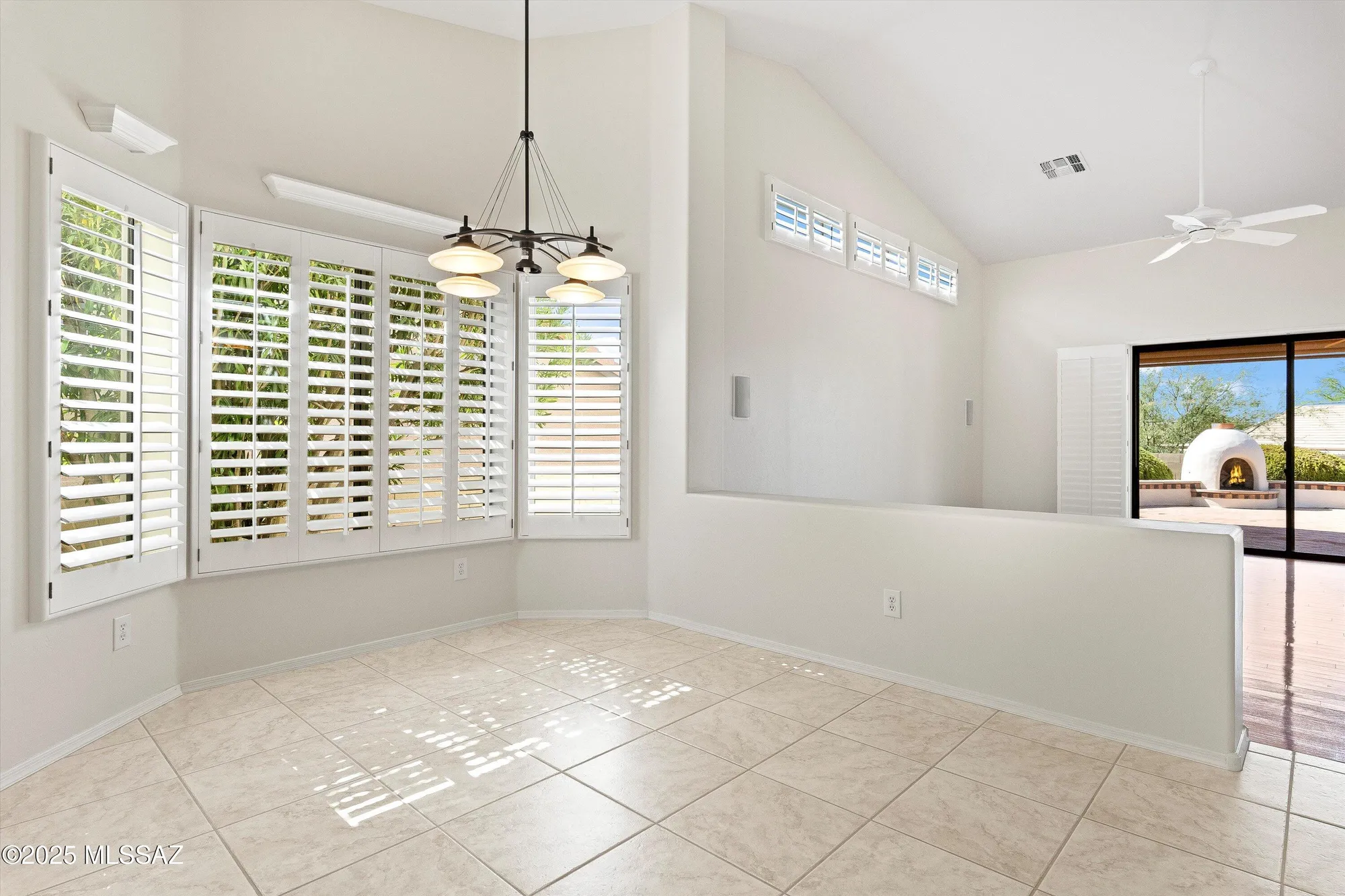 Property Slideshow image 13 of 51 | 62085 e amberwood dr, Saddlebrooke, AZ, 85739